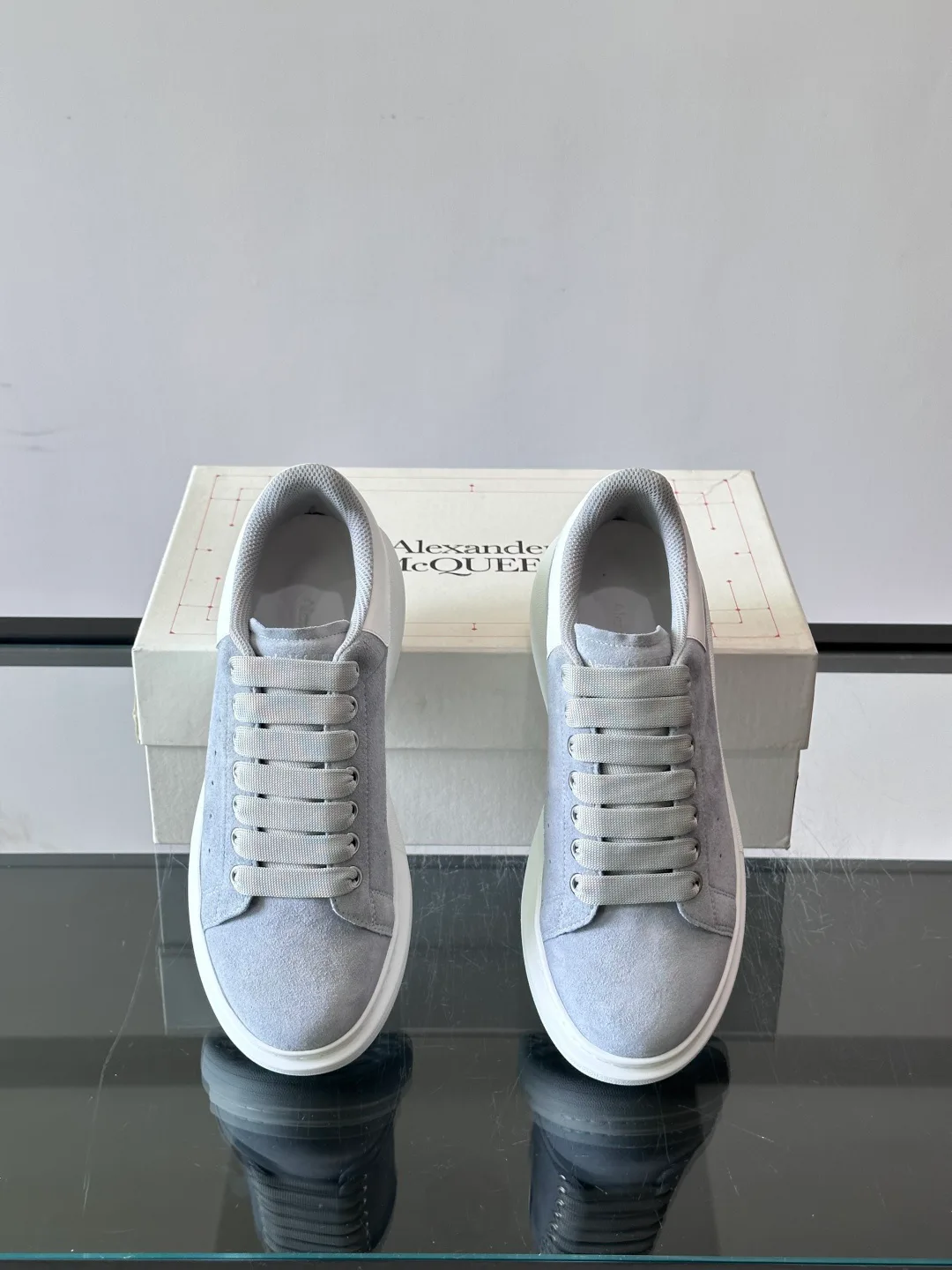 Women's Sneakers ALEXANDER MCQUEEN 17447546