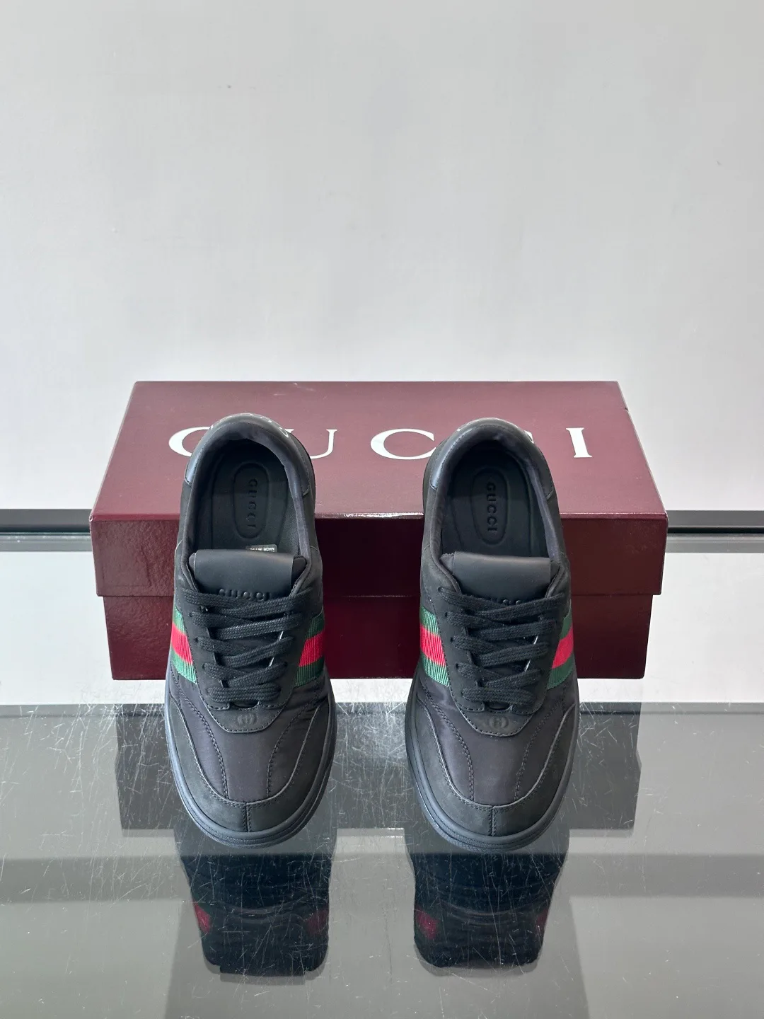 Women's Sneakers GUCCI 18102027
