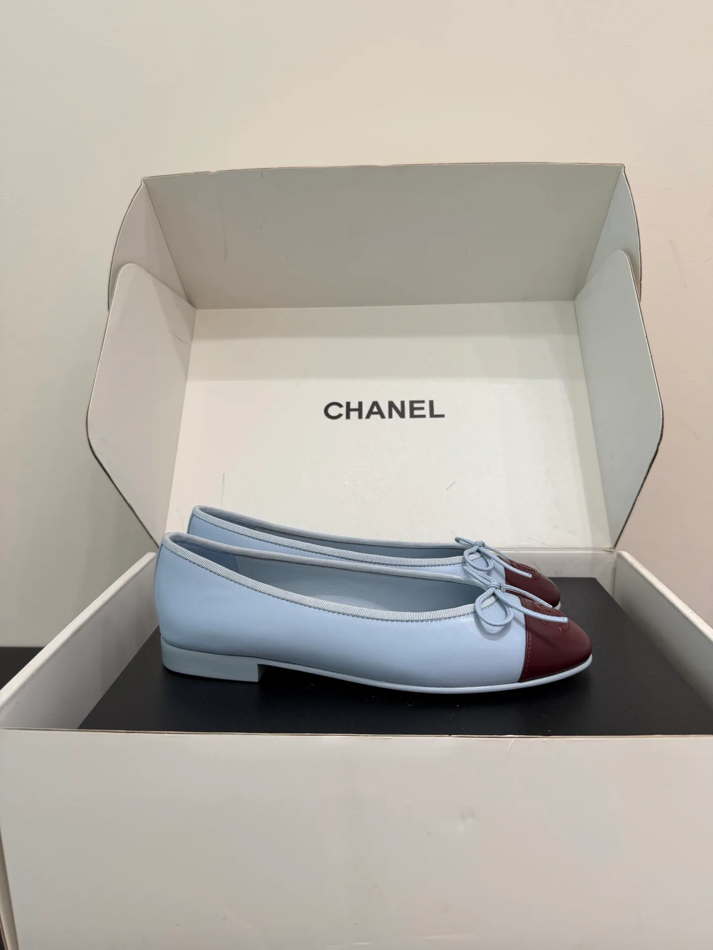 Women's Ballet Flats CHANEL 18080129