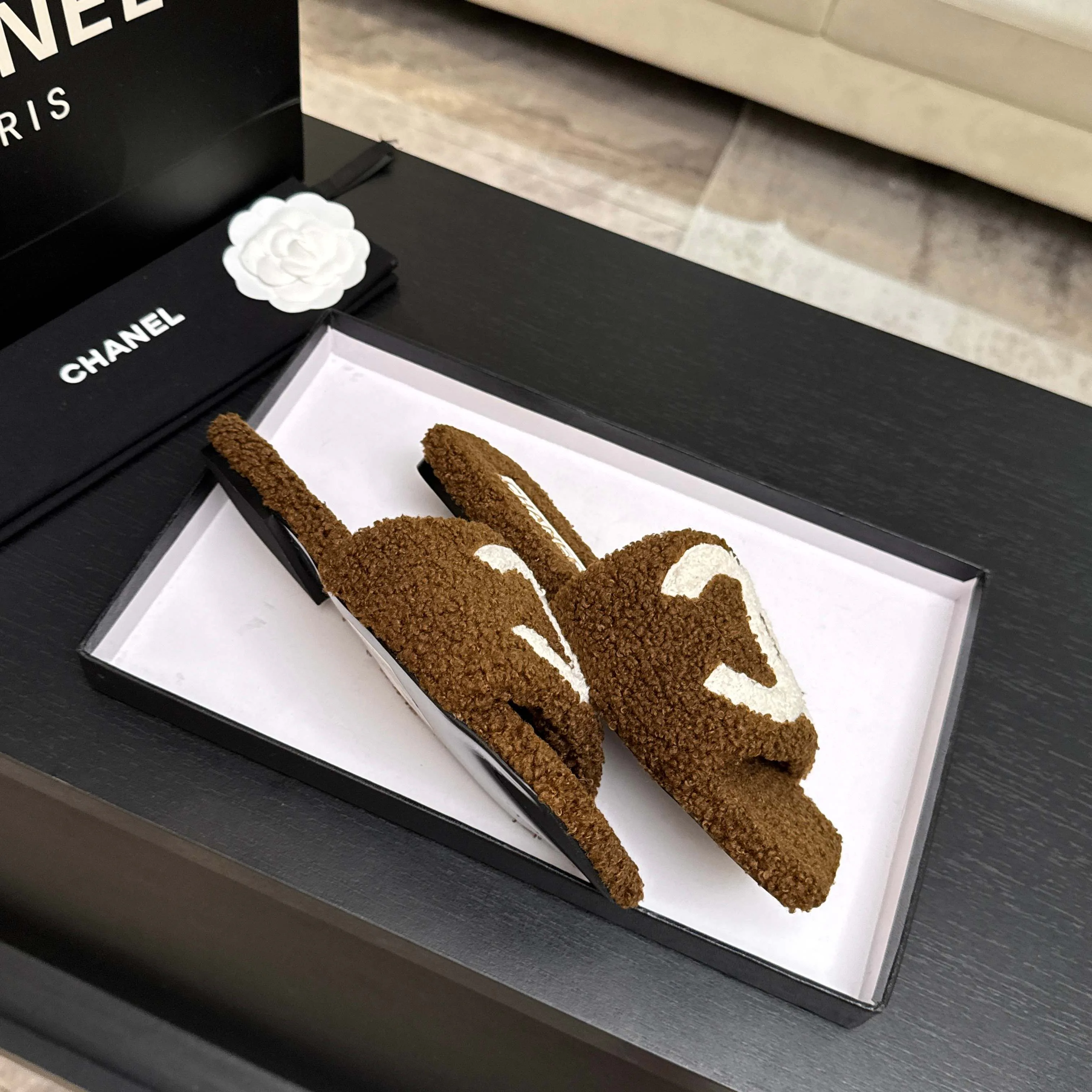 Women's Slippers CHANEL 18501008