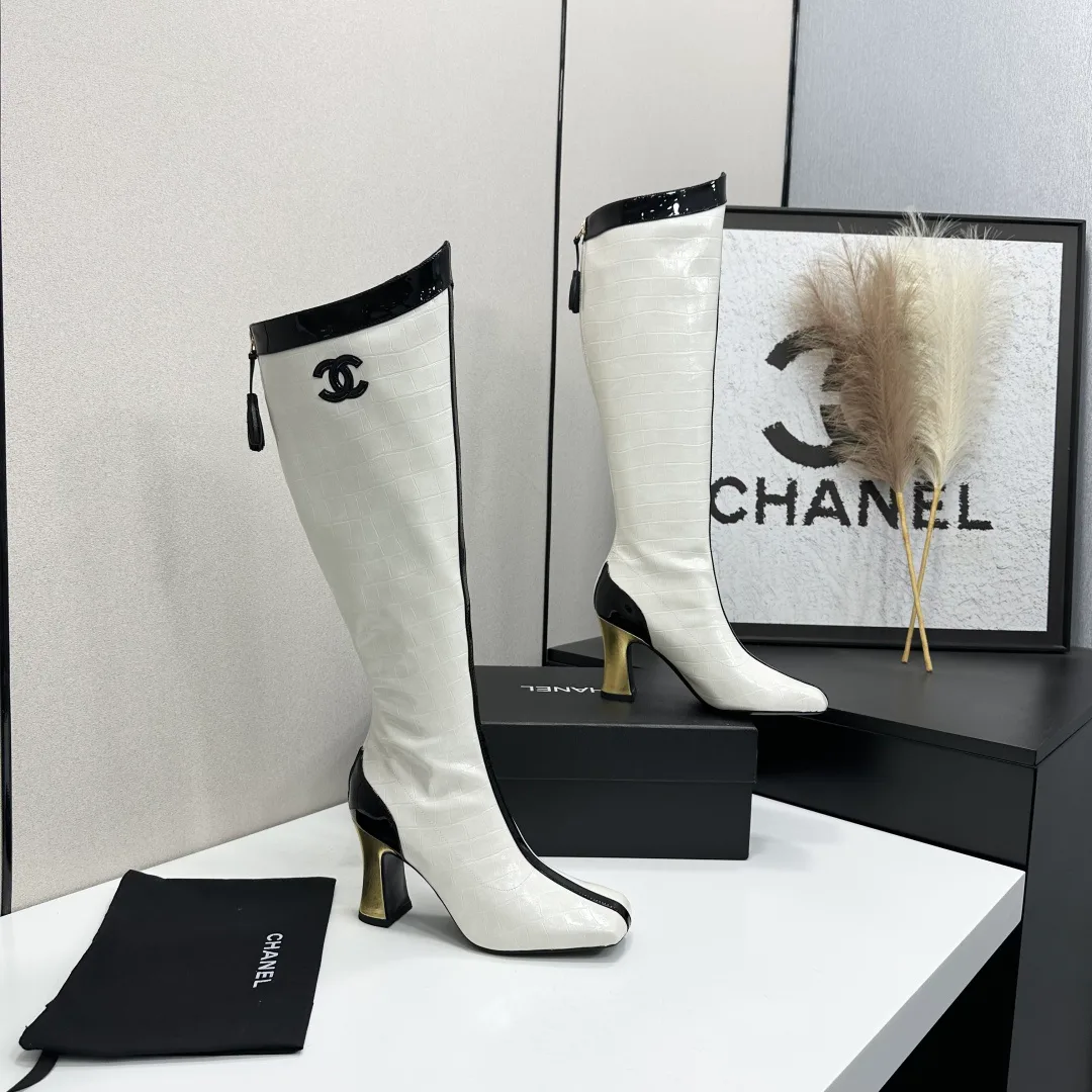 Women's Boots CHANEL 18366725