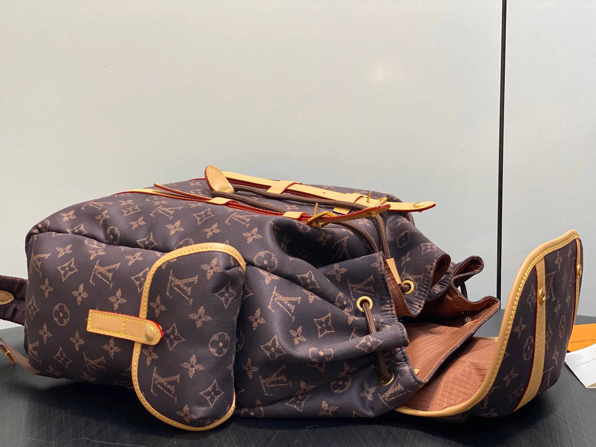 Women's Backpacks LOUIS VUITTON 18240340