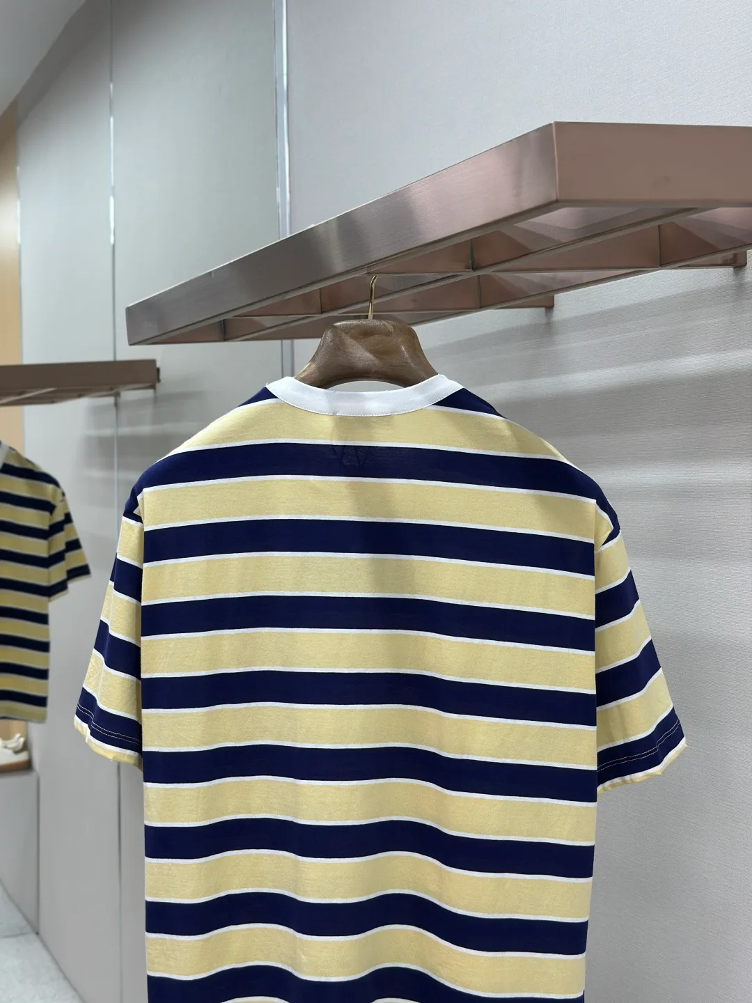Women's T-Shirts PRADA 18191035