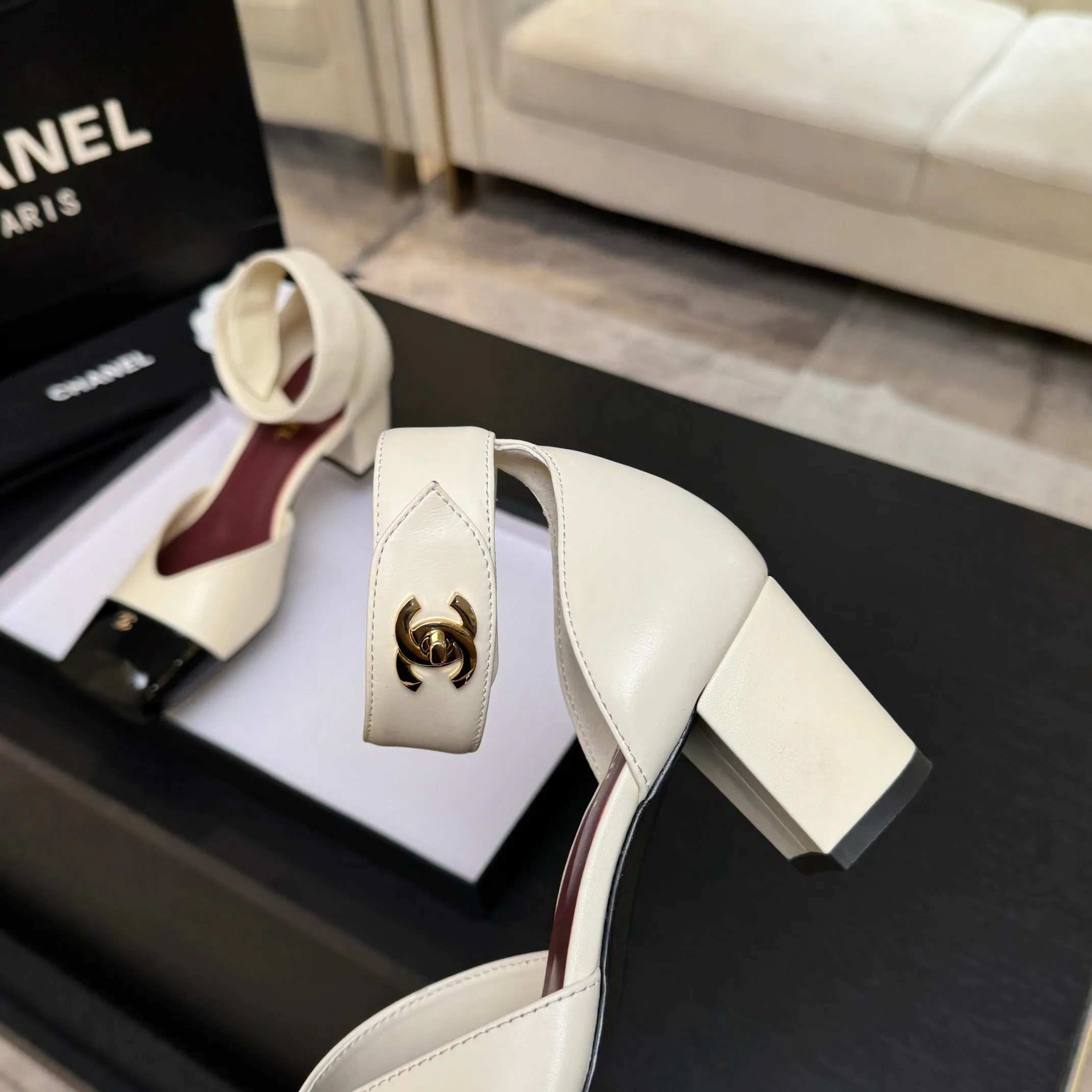 Women's Open-Toe Sandals CHANEL 17882837