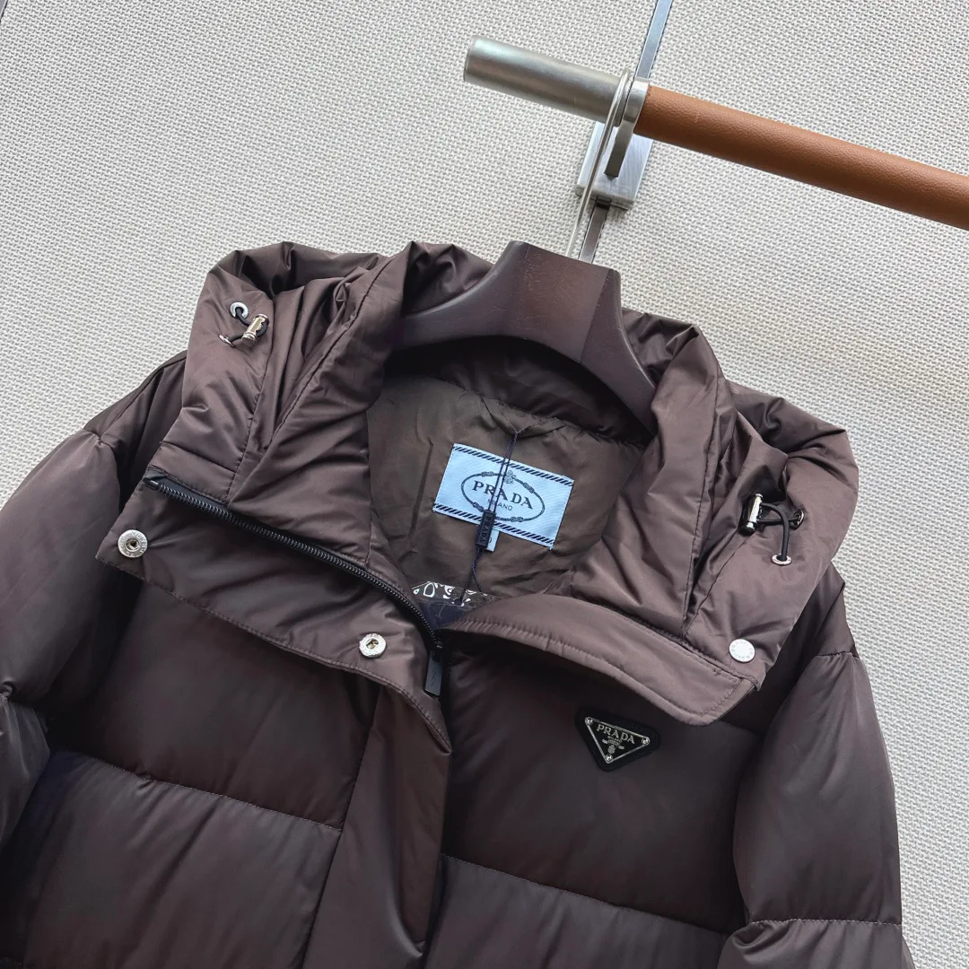 Women's Jackets And Down Jackets PRADA 18094547
