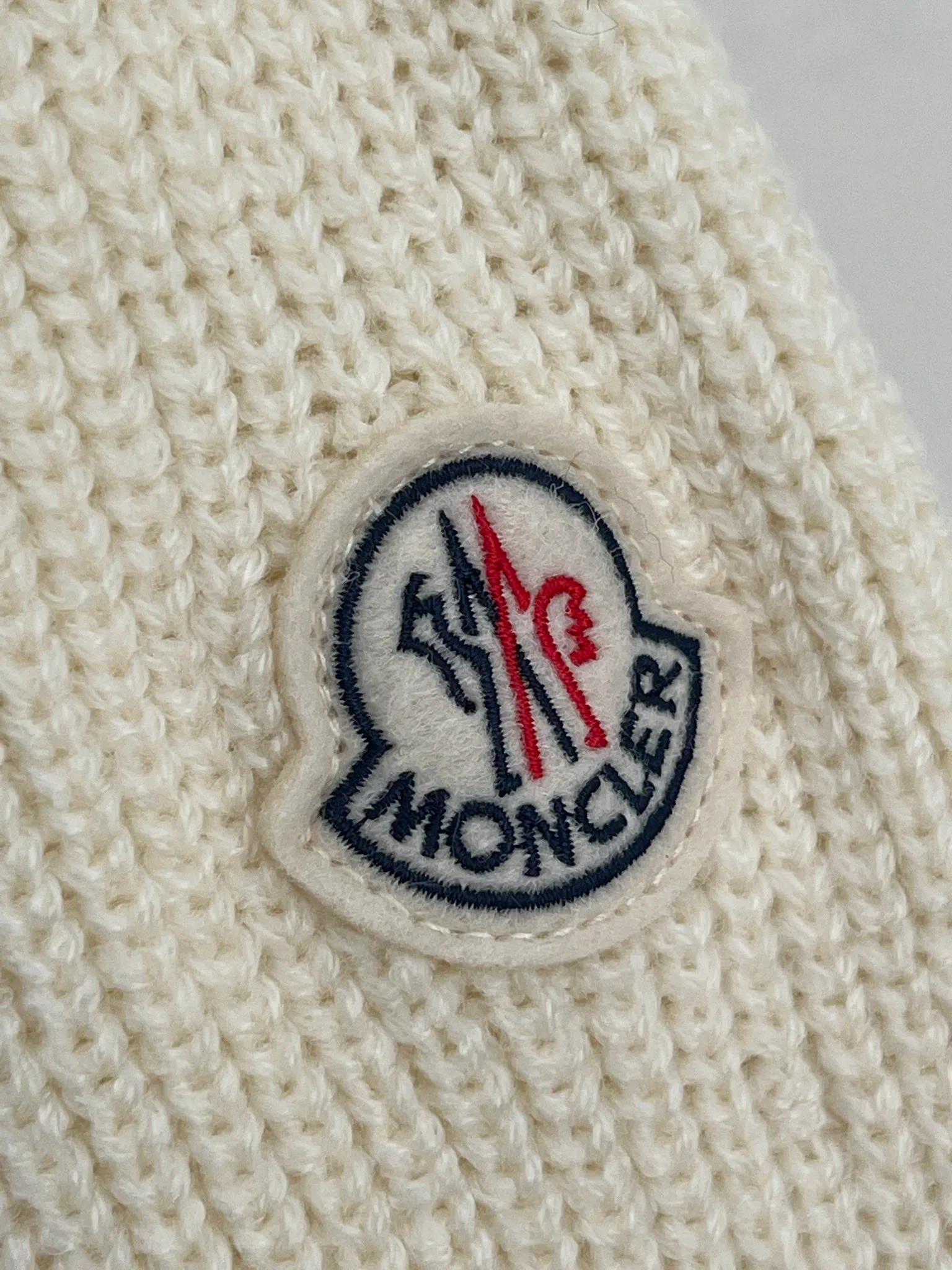 Women's Jackets And Down Jackets MONCLER 18415621