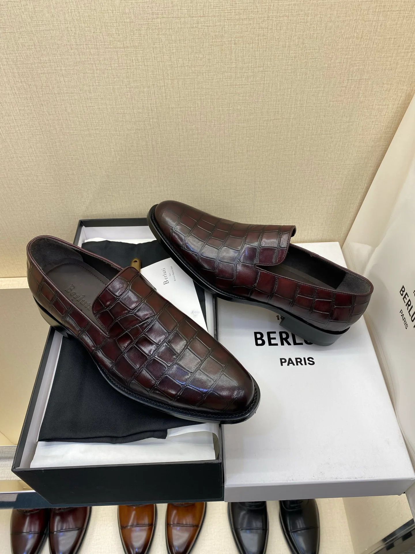 Men's Loafers And Dress Shoes BERLUTI 17971790
