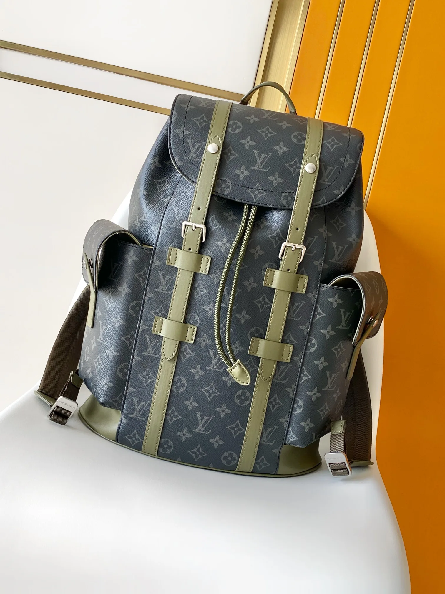 Women's Backpacks LOUIS VUITTON 17483338