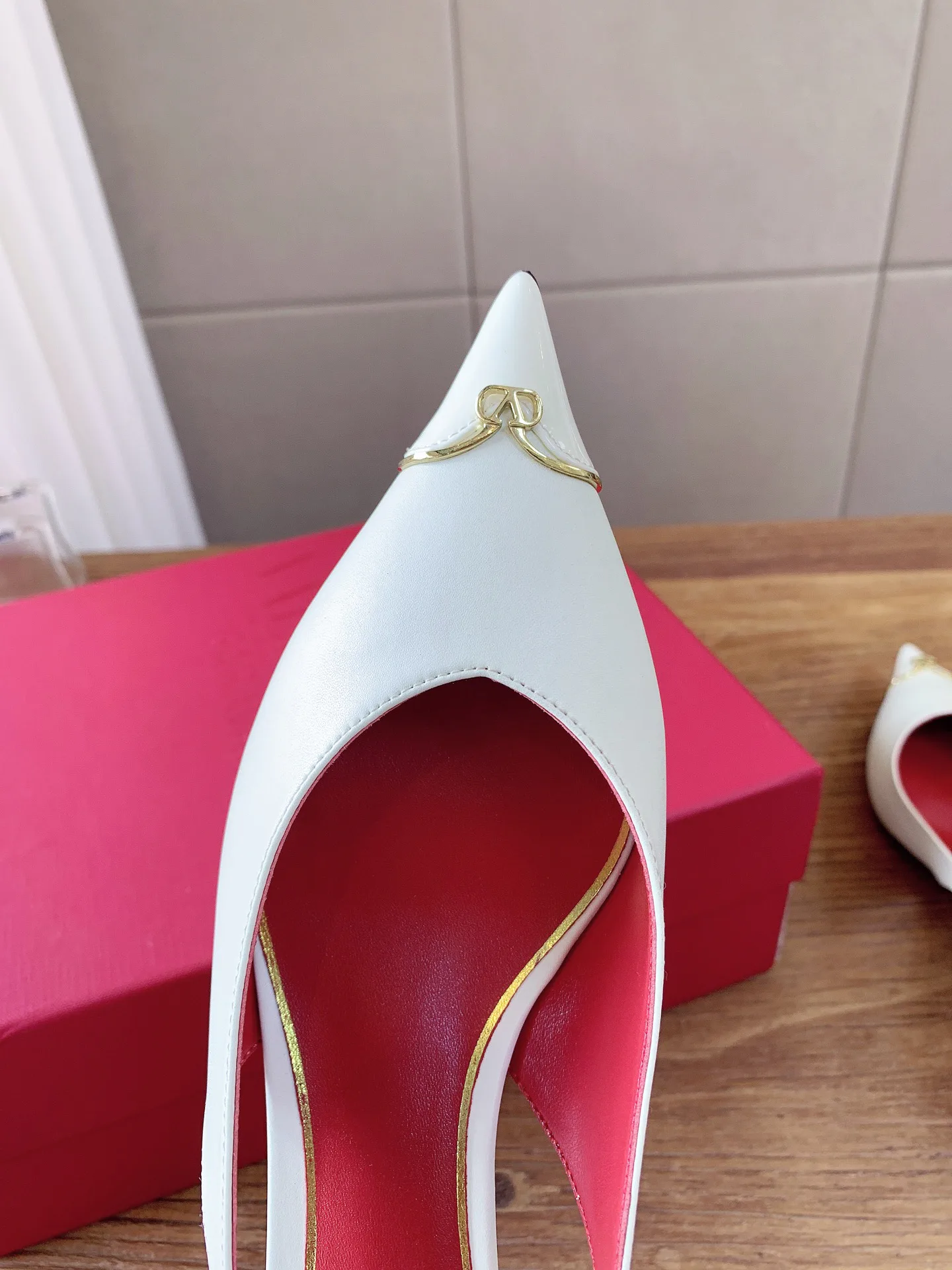 Women's Heels VALENTINO 17862469