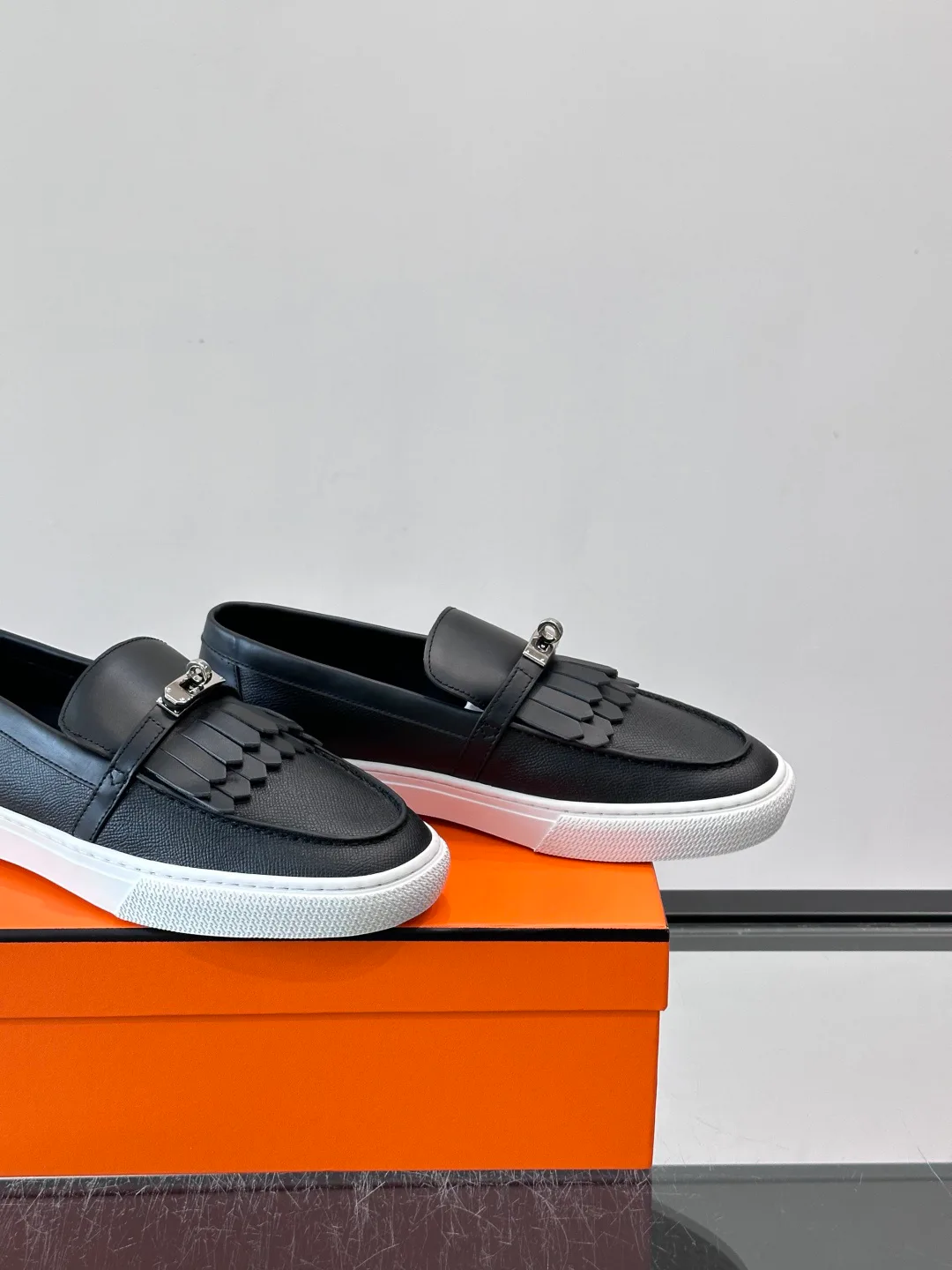 Men's Loafers And Dress Shoes HERMES 18297305