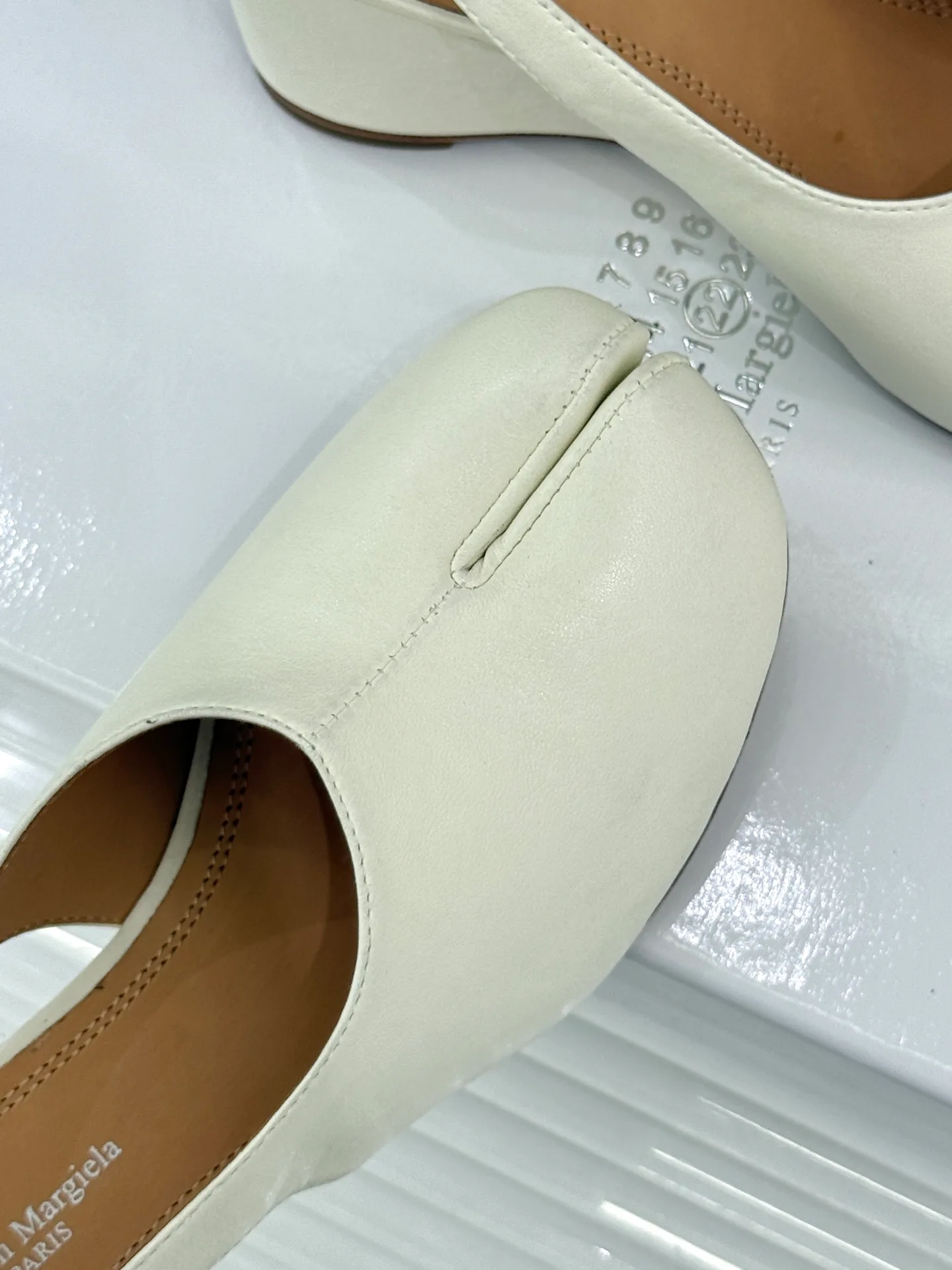 Women's Open-Toe Sandals MAISON MARGIELA 17646514