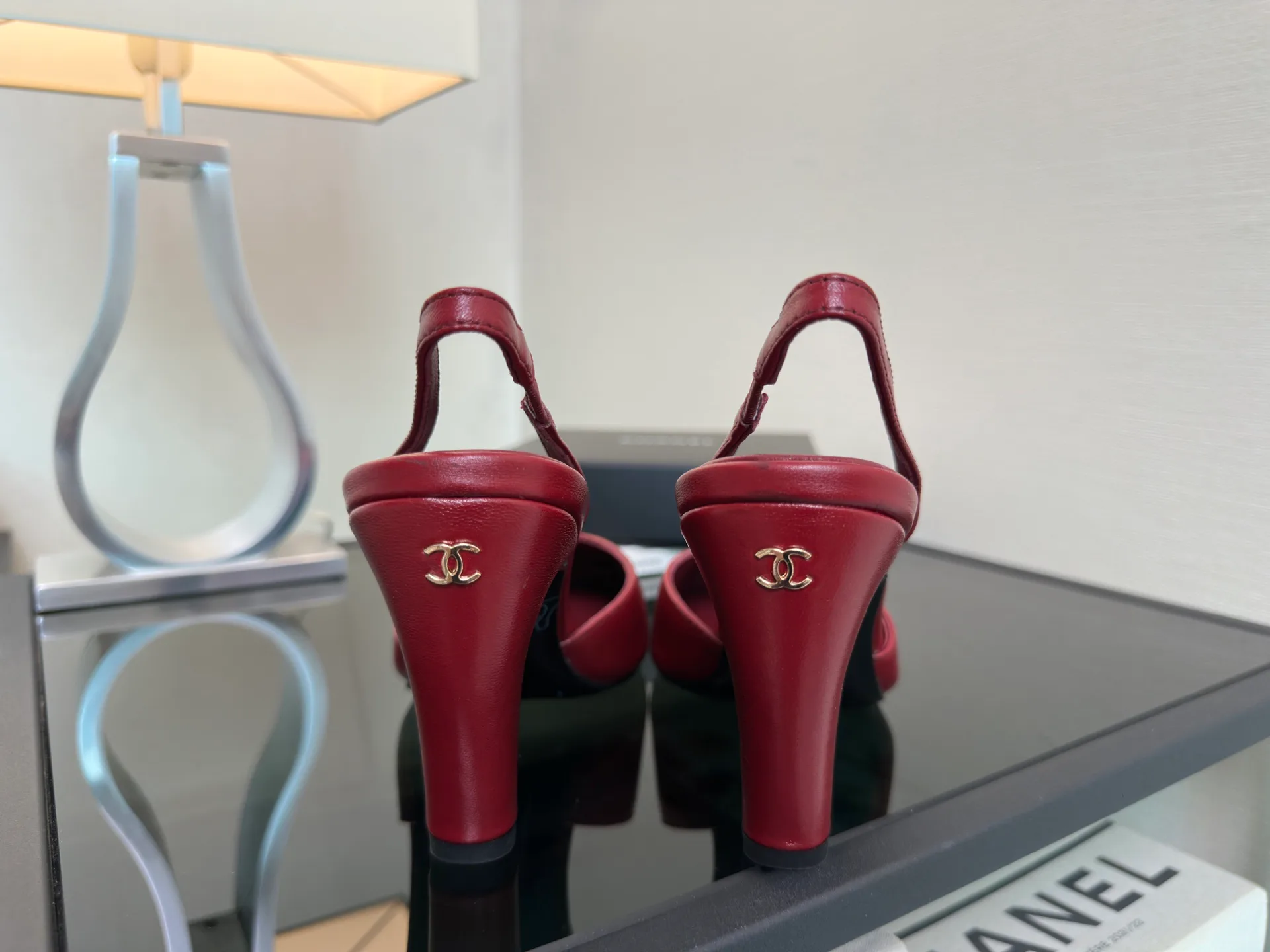 Women's Heels CHANEL 18402052