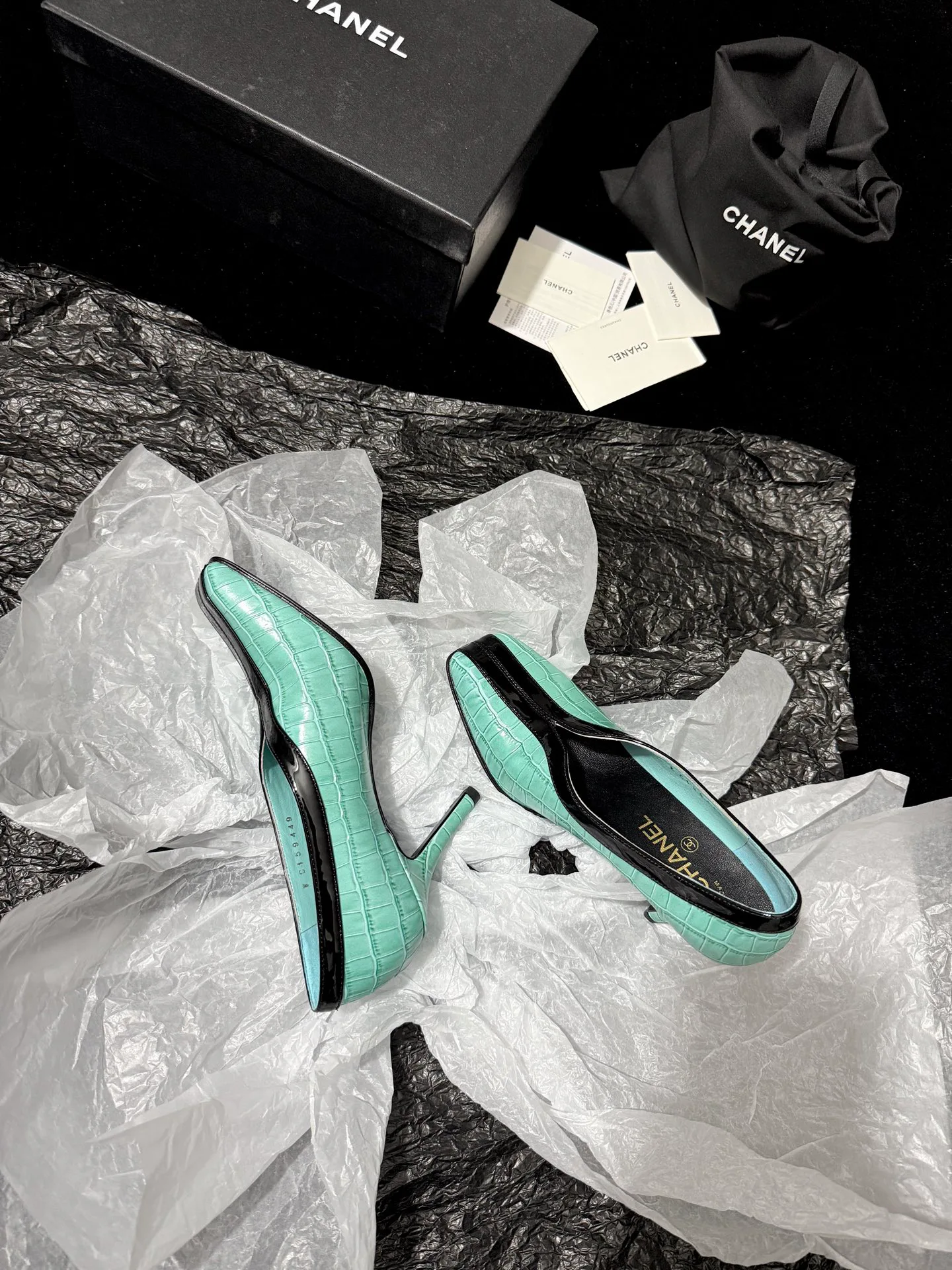 Women's Heels CHANEL 18110760