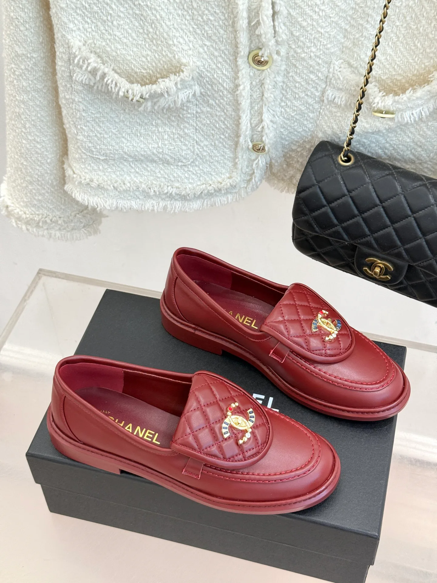 Women's Loafers And Moccasins CHANEL 17336059