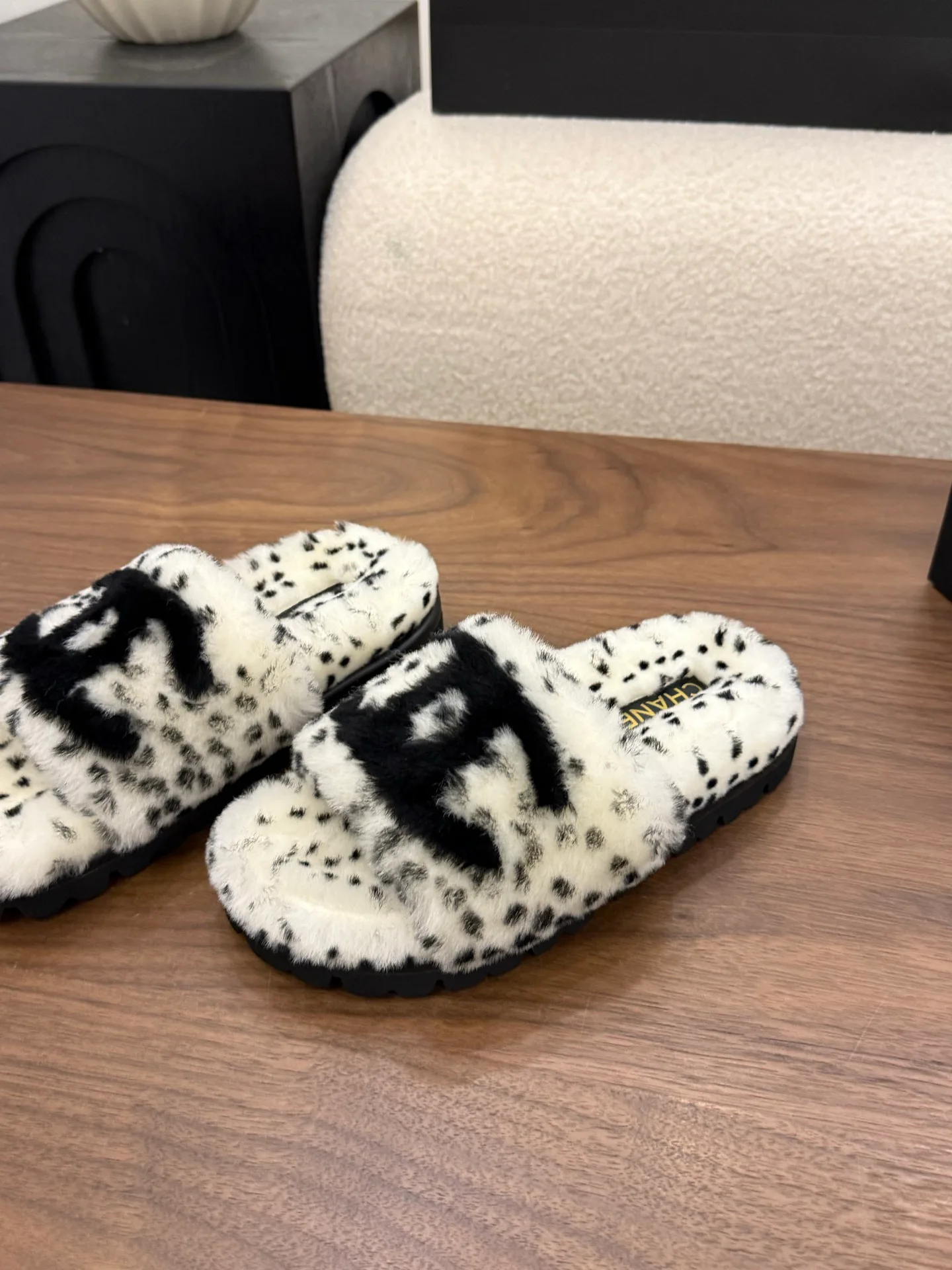 Women's Slippers CHANEL 18223642