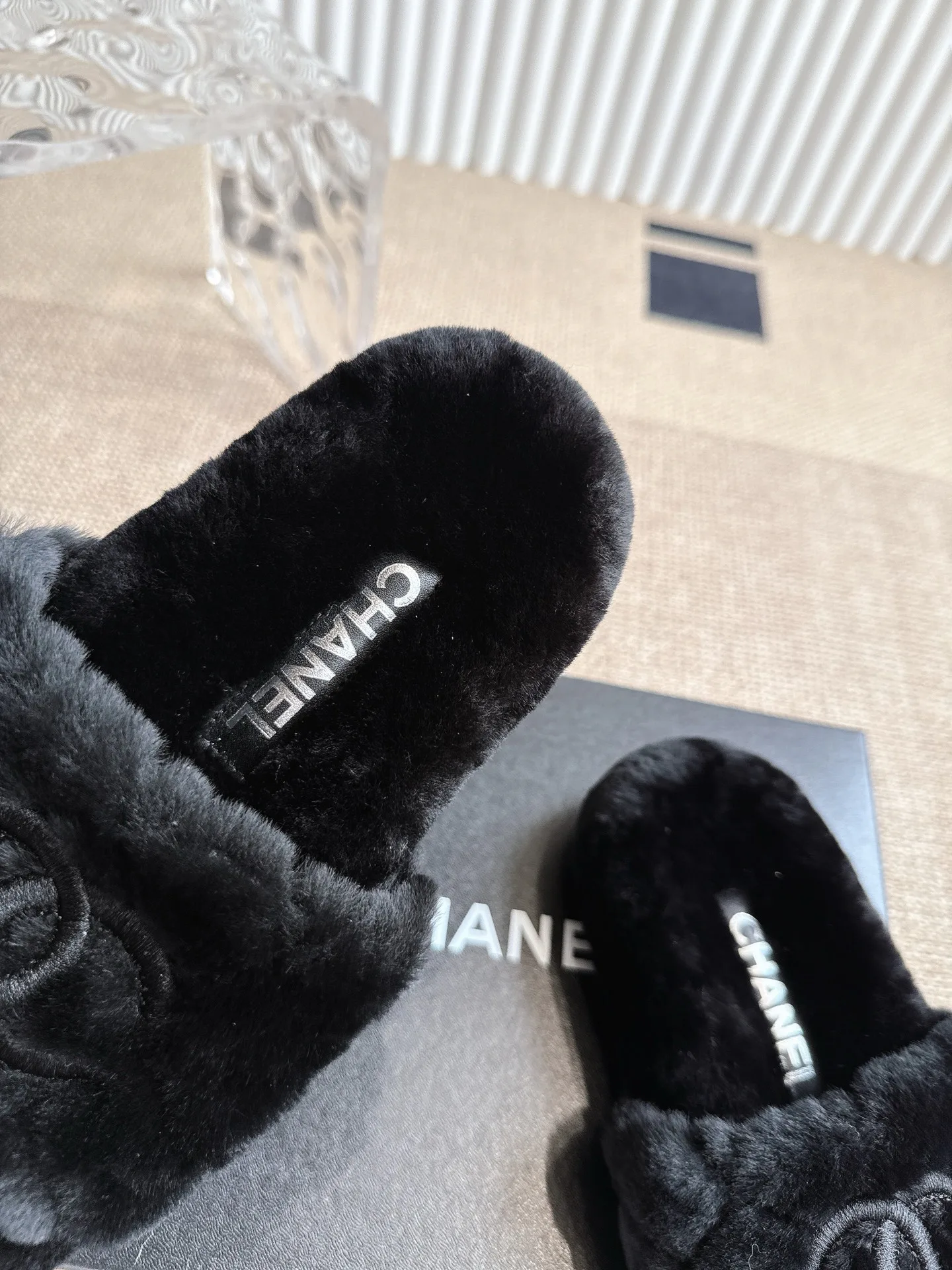 Women's Slippers CHANEL 18324635