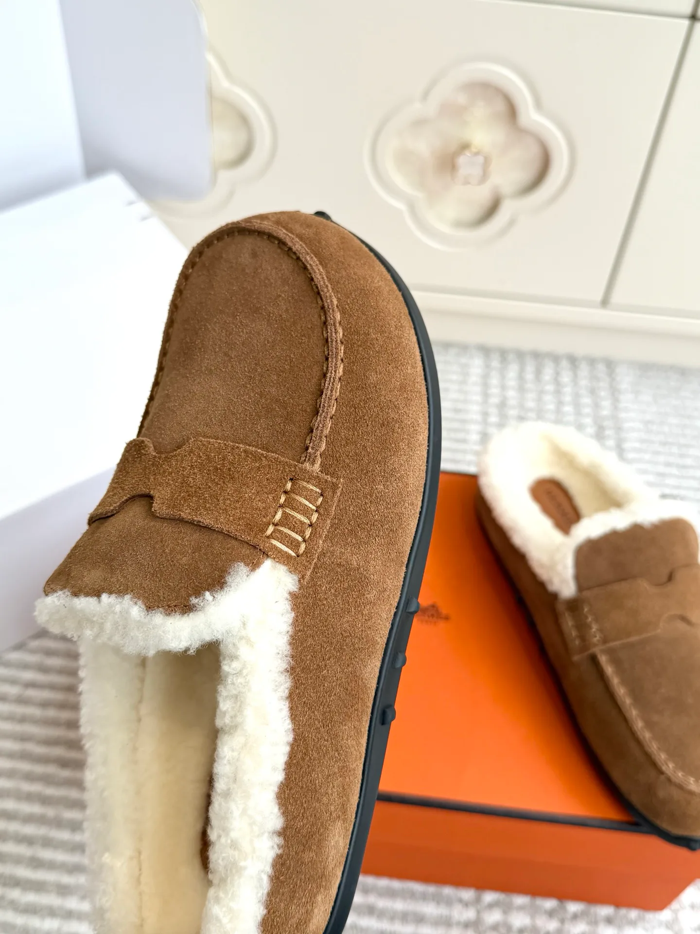 Women's Loafers And Moccasins HERMES 18146429