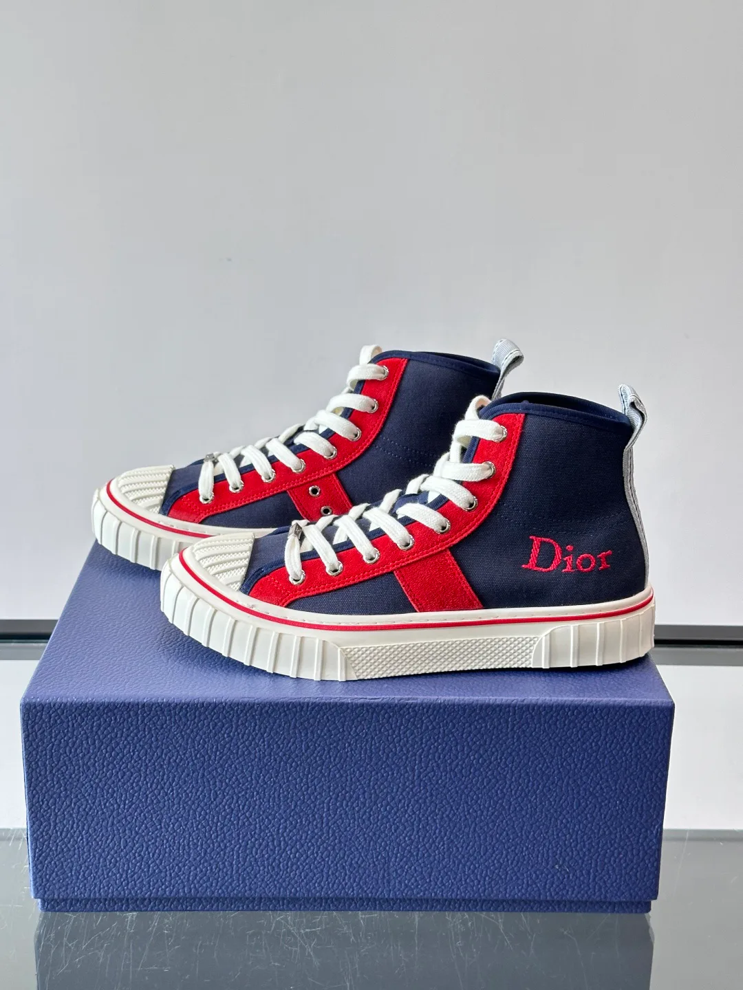 Women's Sneakers CHRISTIAN DIOR 18102146