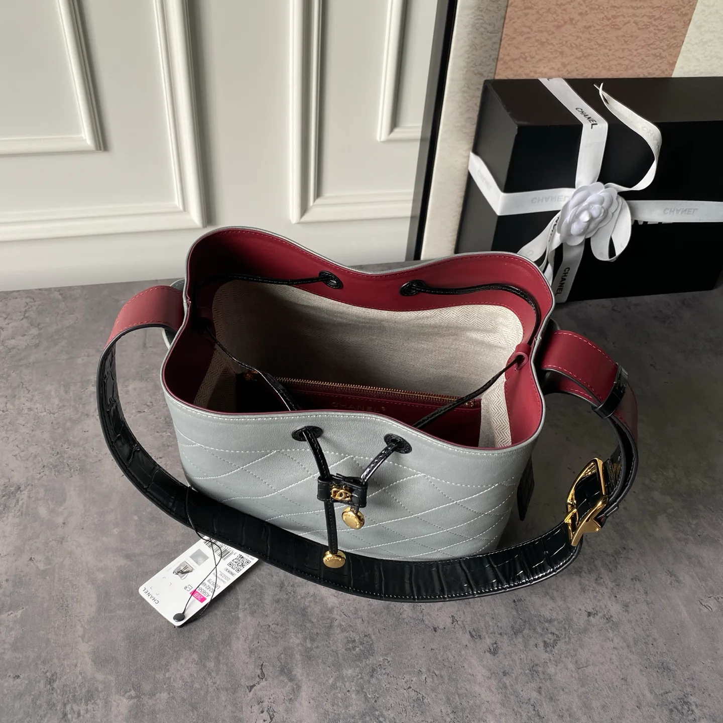 Women's Classic Handbags CHANEL 17949102