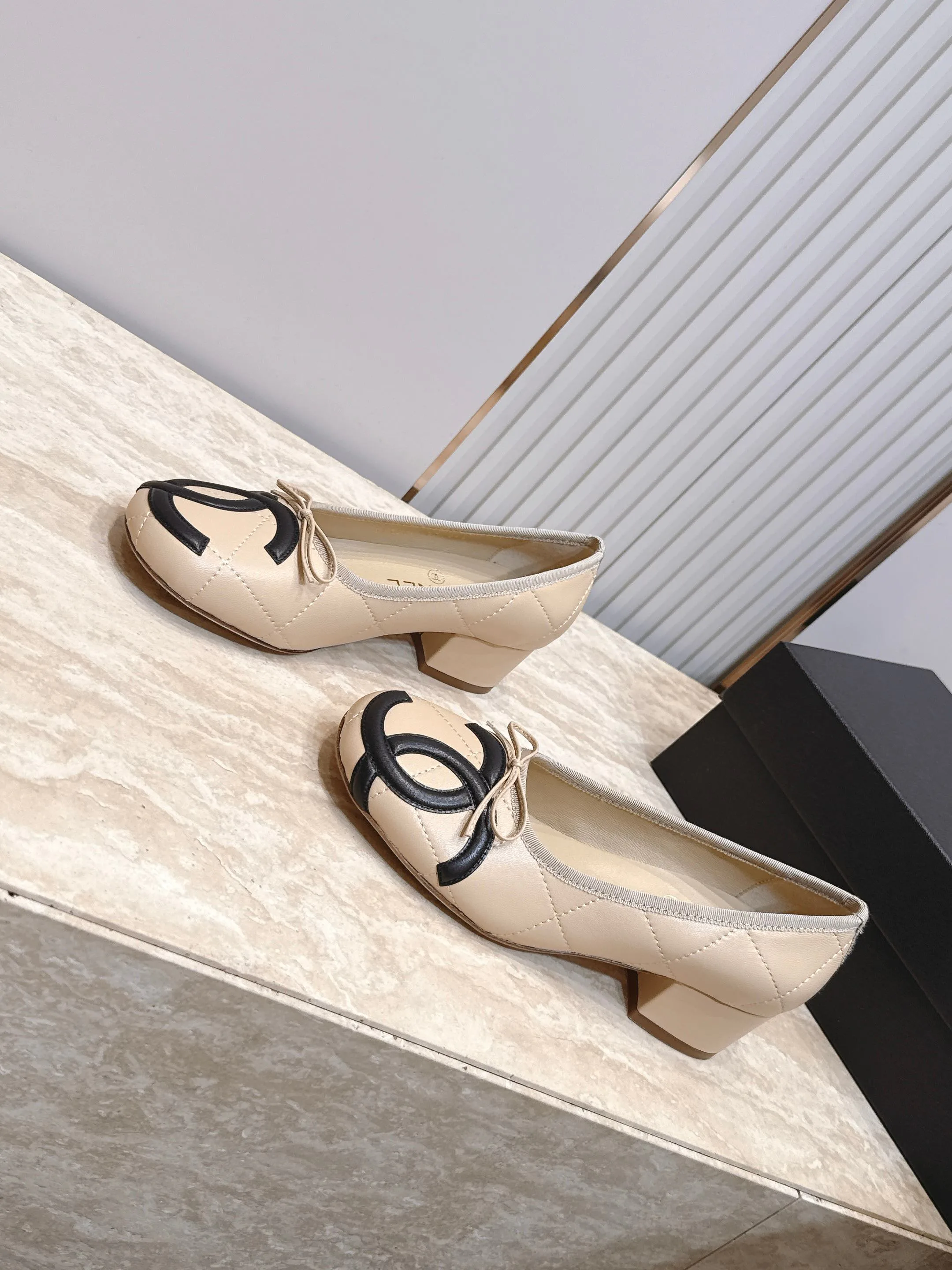 Women's Heels CHANEL 18025875