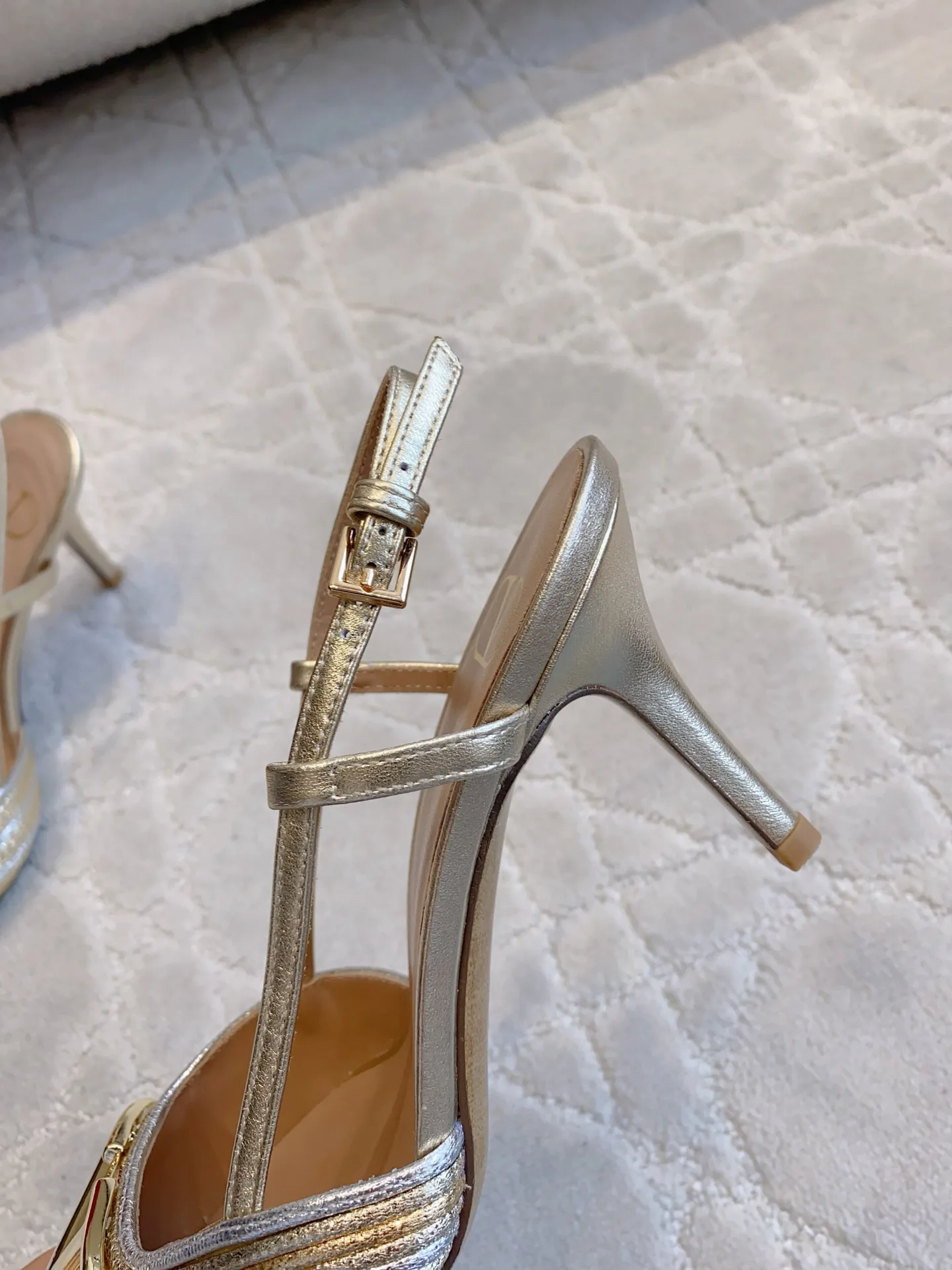 Women's Heels VALENTINO 18322858