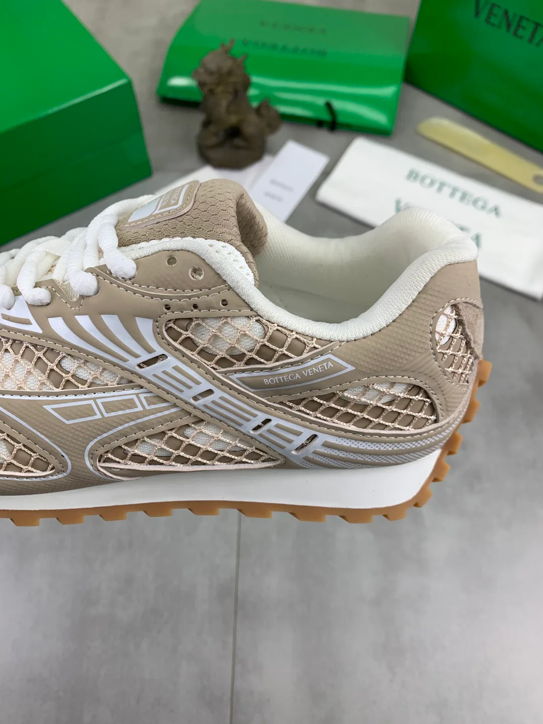 Women's Sneakers BOTTEGA VENETA 18365195