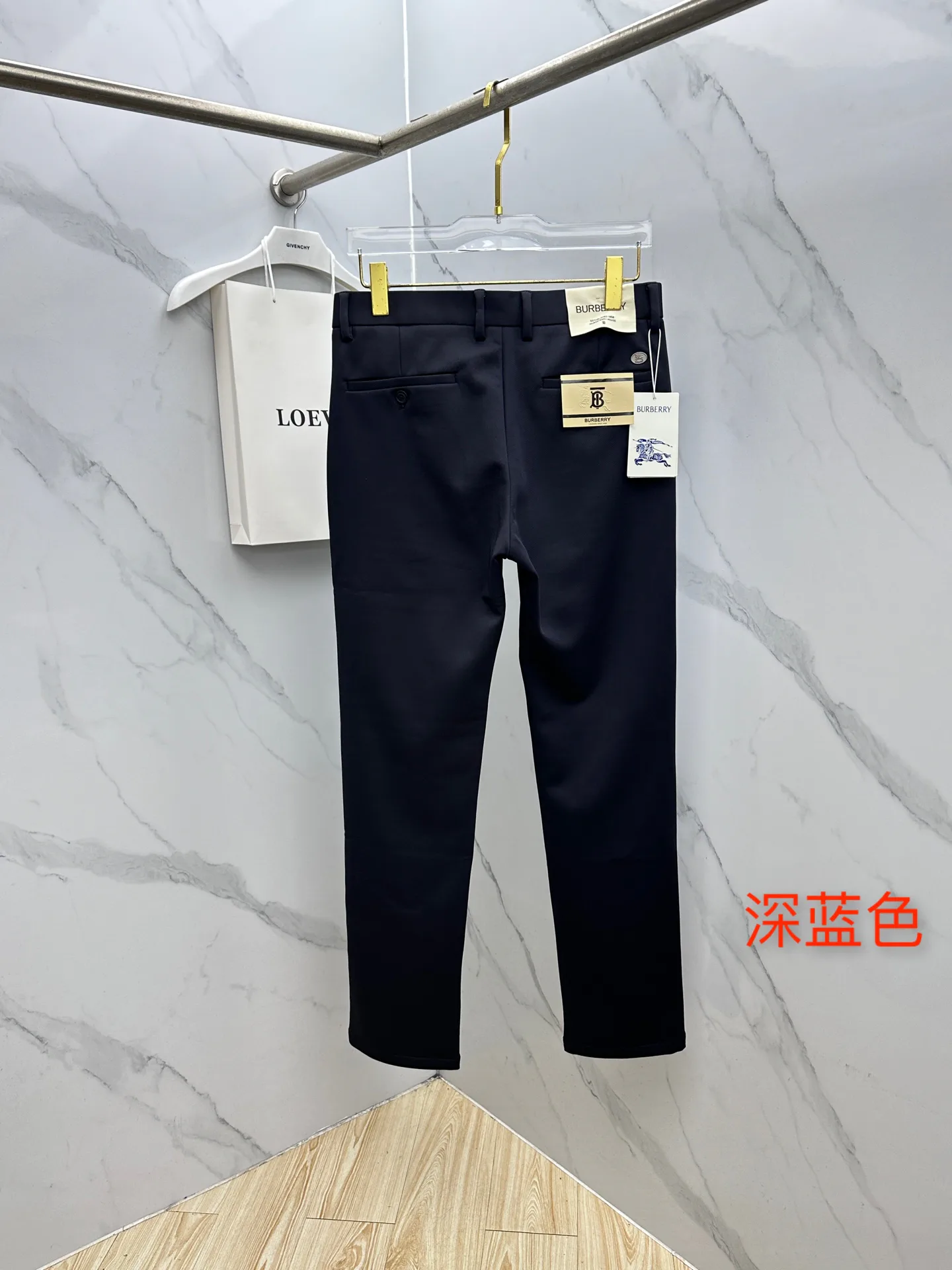 Men's Trousers BURBERRY 18246804