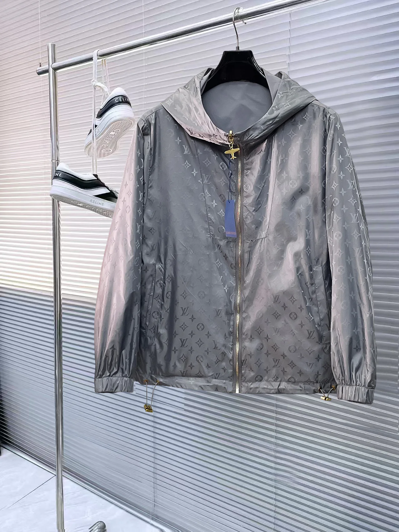 Men's Jackets And Down Jackets LOUIS VUITTON 17966712