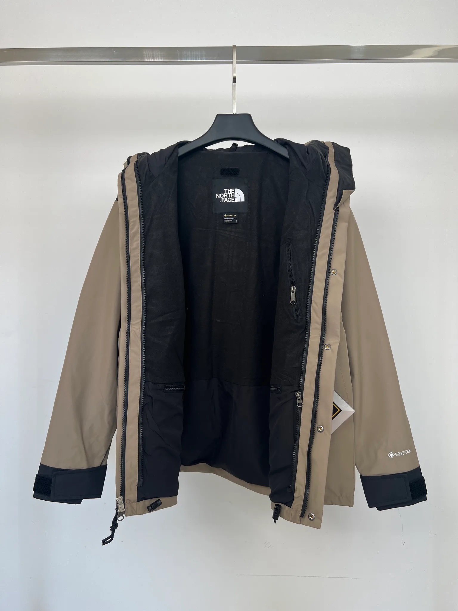 Women's Jackets And Down Jackets THE NORTH FACE 18416095