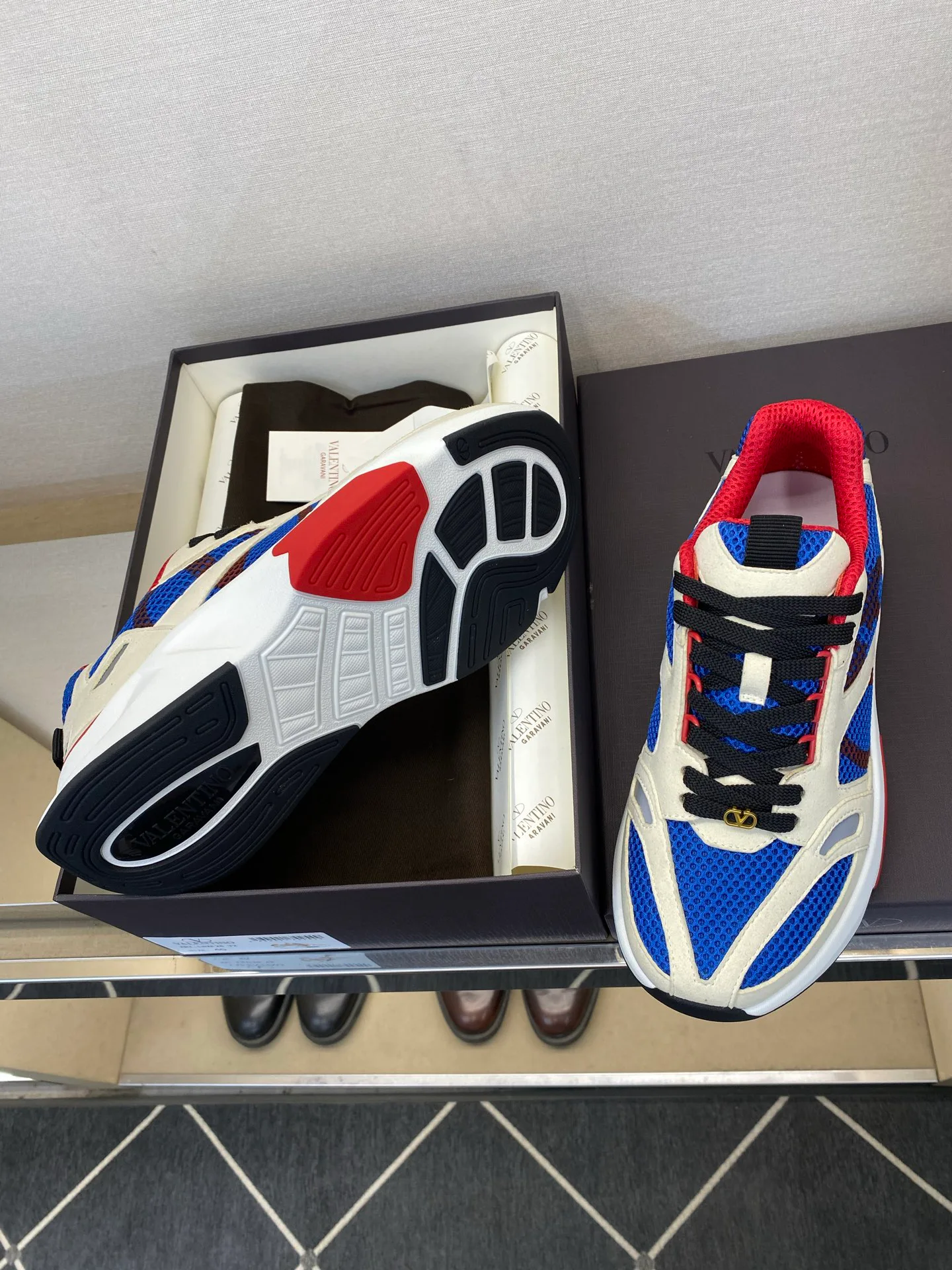 Men's Sneakers VALENTINO 17280211