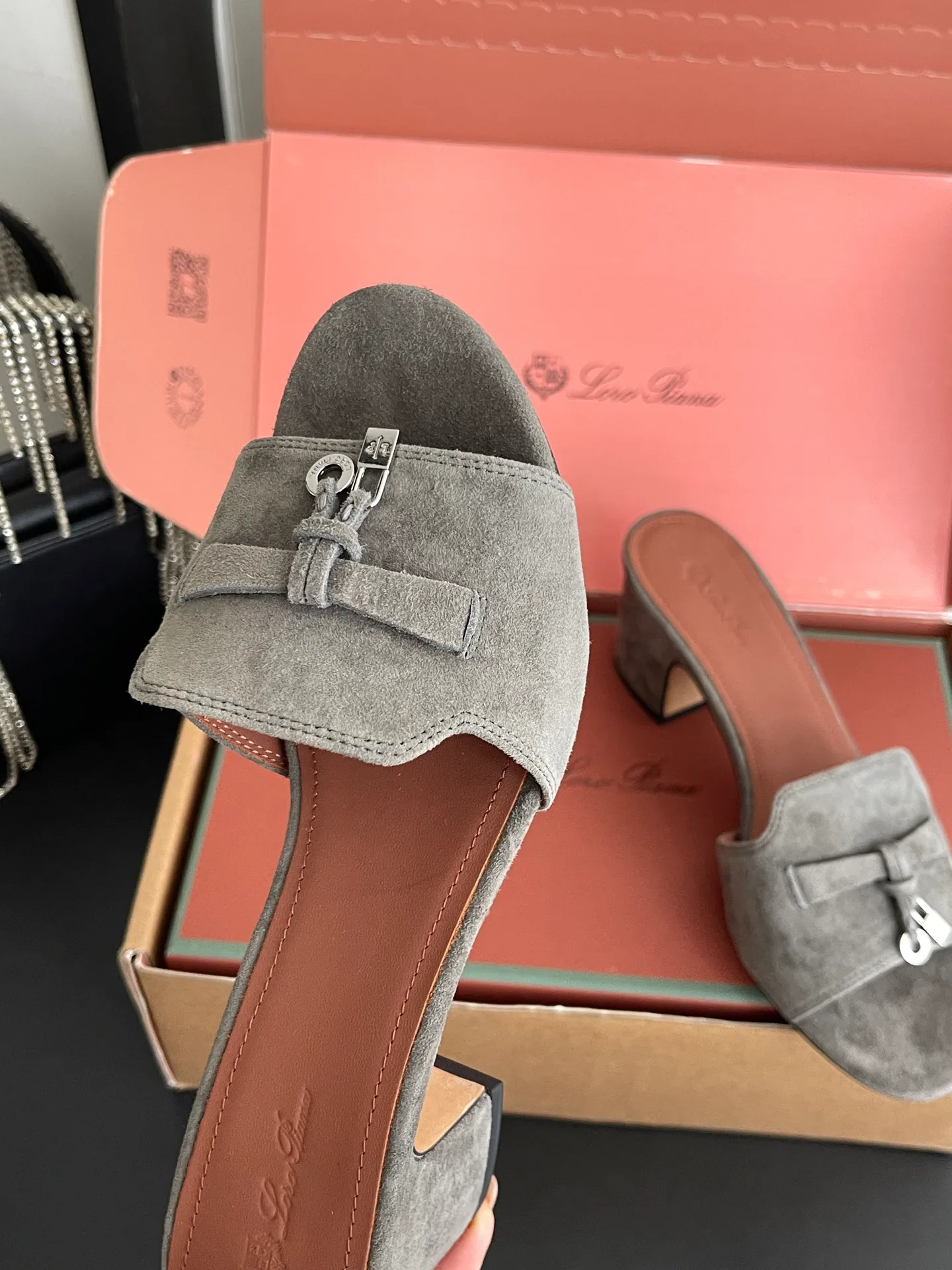 Women's Open-Toe Sandals LORO PIANA 17554401