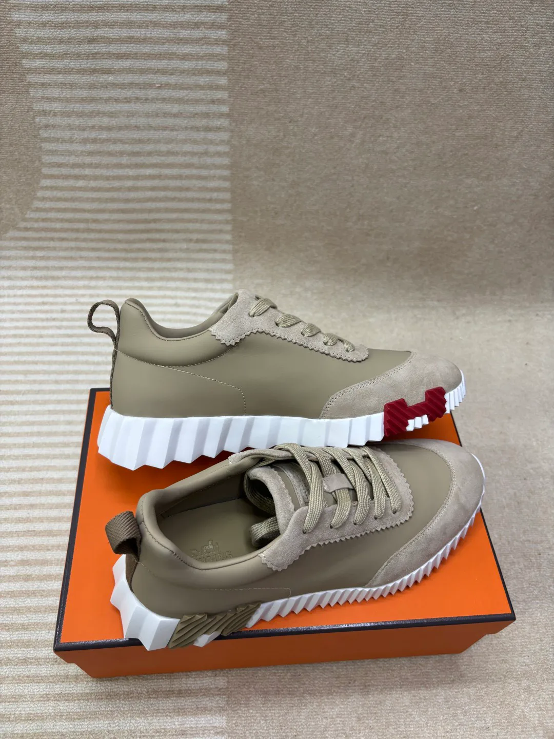 Men's Sneakers HERMES 18203144