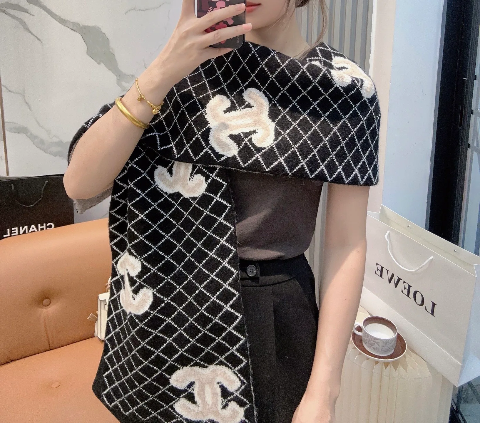 Scarves CHANEL 18105442