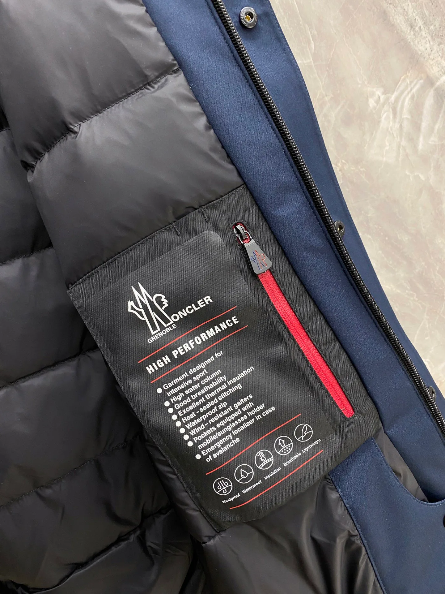 Men's Jackets And Down Jackets MONCLER 18348638