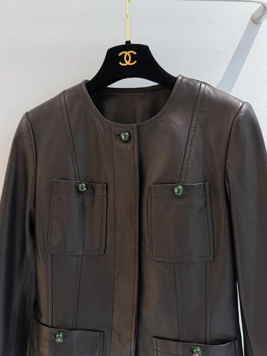 Women's Leather Jackets And Sheepskin Coats CHANEL 18374103