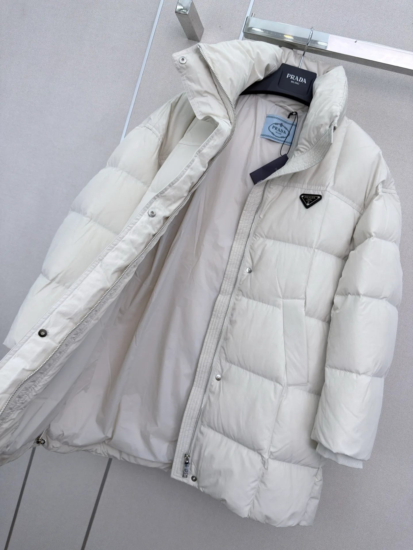 Women's Jackets And Down Jackets PRADA 18402406