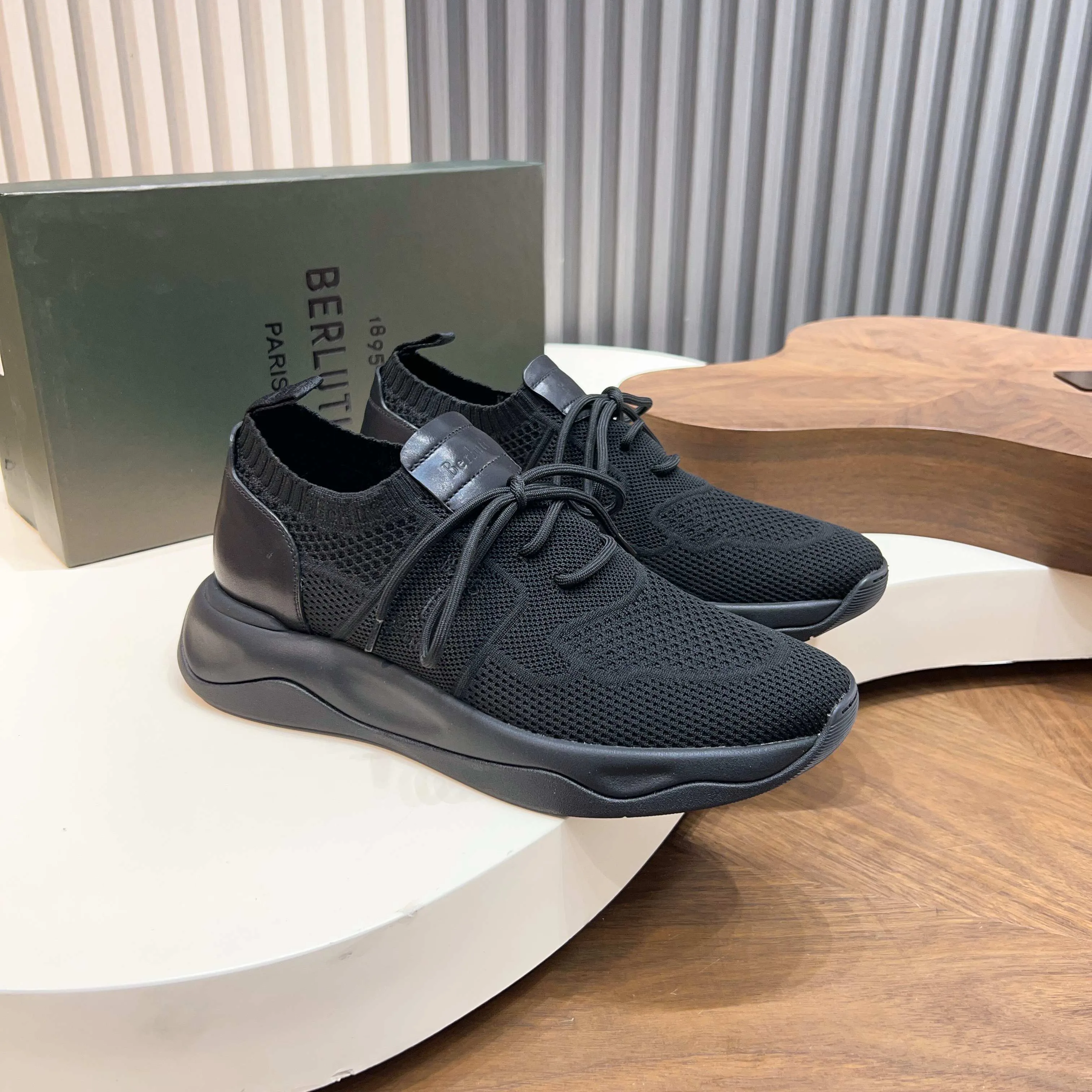 Men's Sneakers BERLUTI 18453028