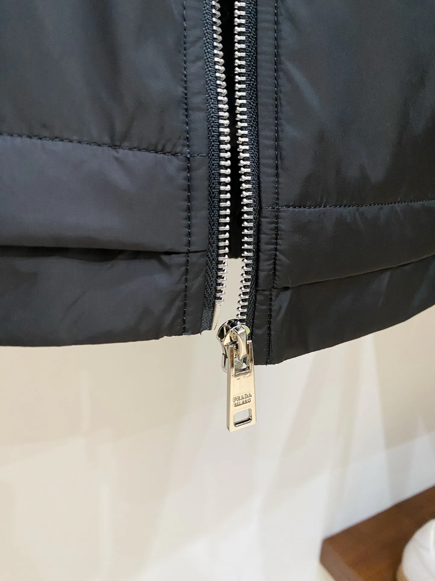 Куртки И Пуховики Мужские Prada 18609322