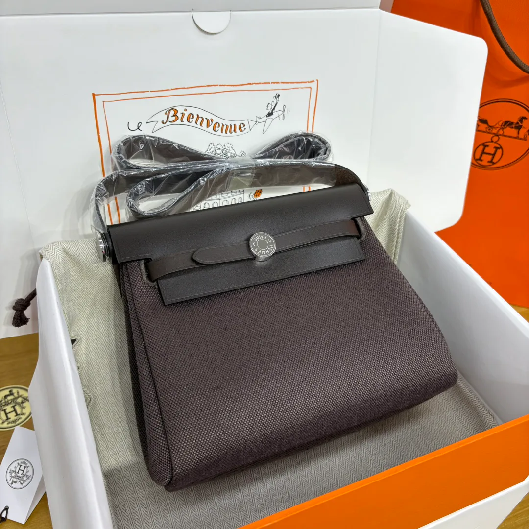 Women's Classic Handbags HERMES 18394501