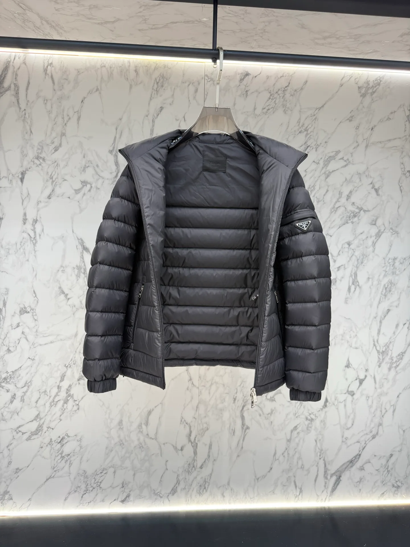 Men's Jackets And Down Jackets PRADA 18175004