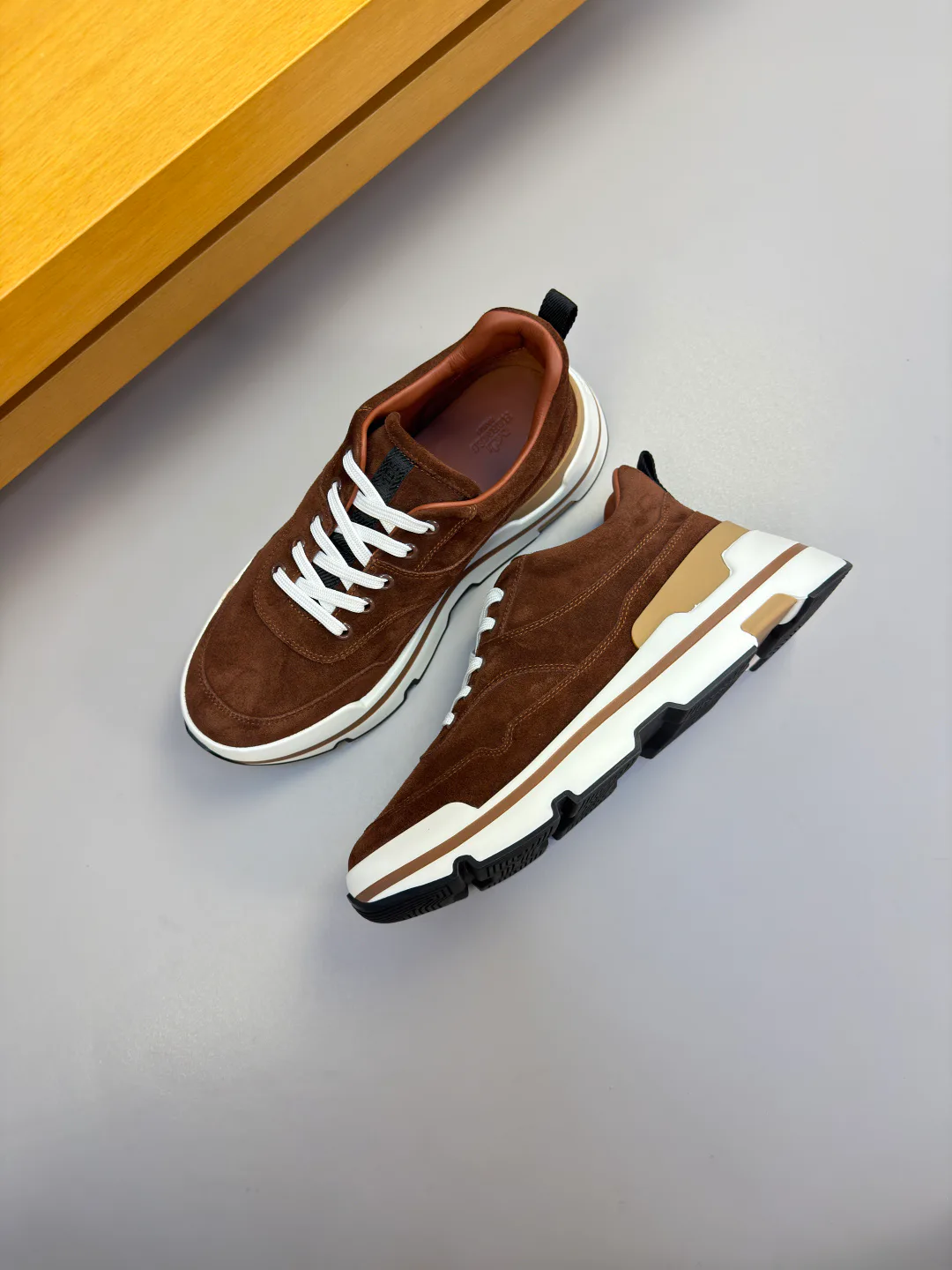 Men's Sneakers HERMES 18142443