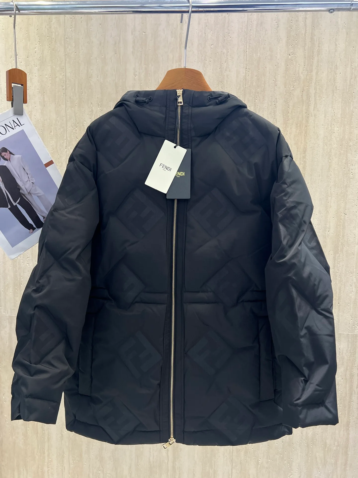 Куртки И Пуховики Мужские Fendi 18634371