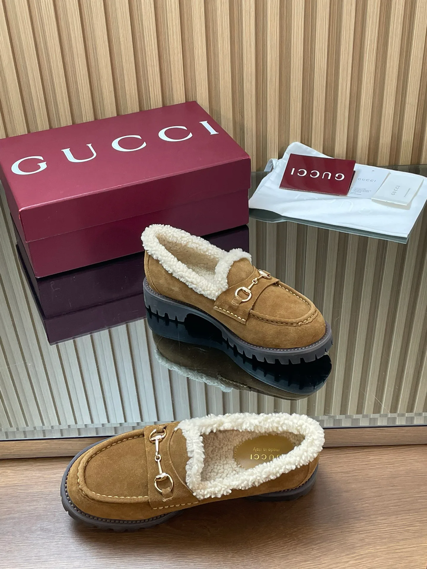 Women's Loafers And Moccasins GUCCI 18187056