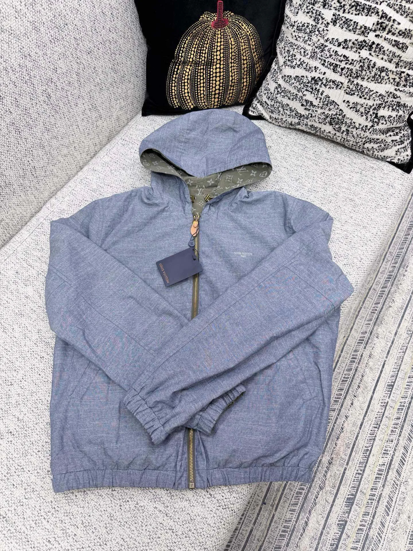 Куртки И Пуховики Мужские Louis Vuitton 18592540
