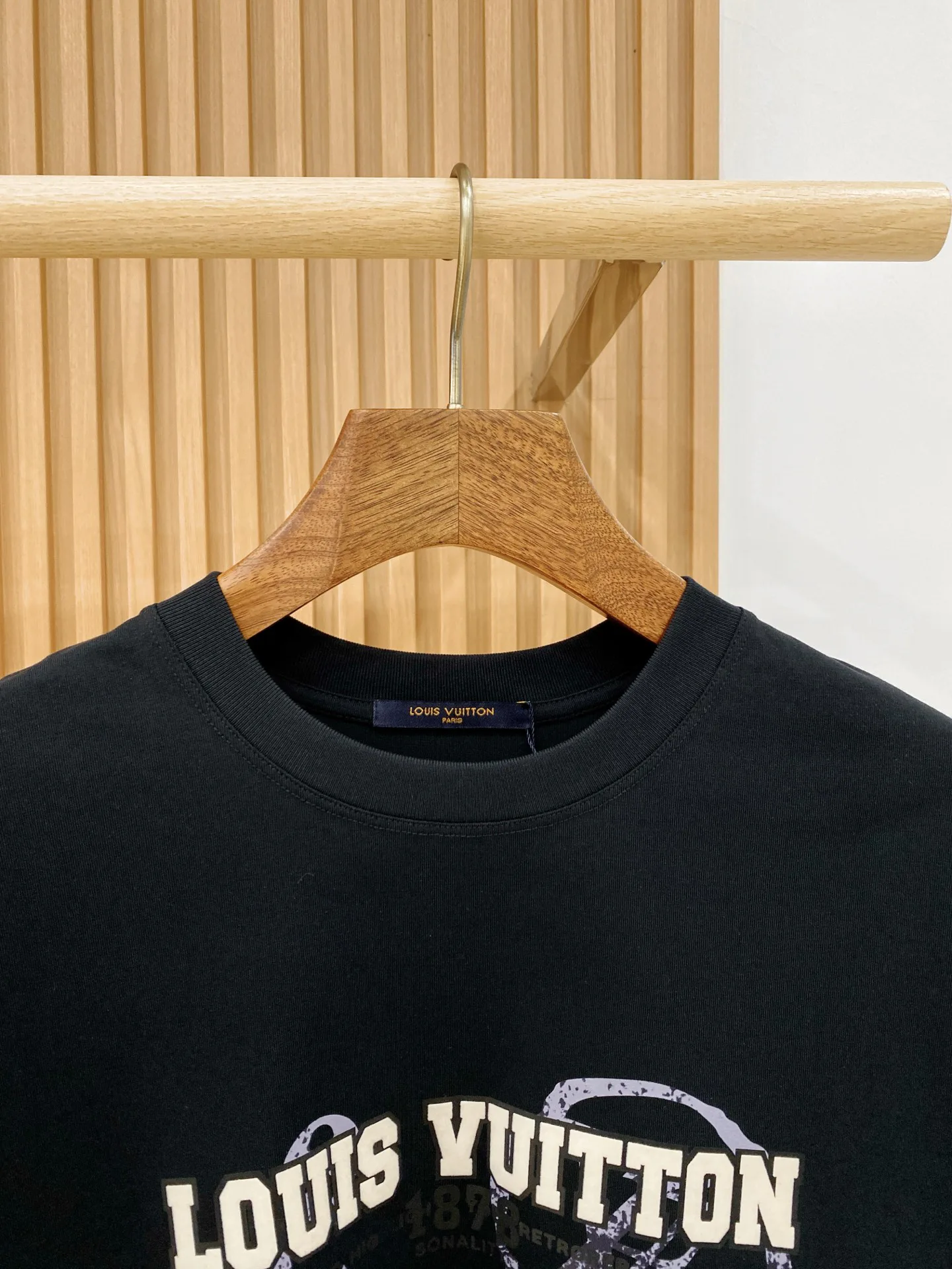 Men's T-Shirts LOUIS VUITTON 18246903