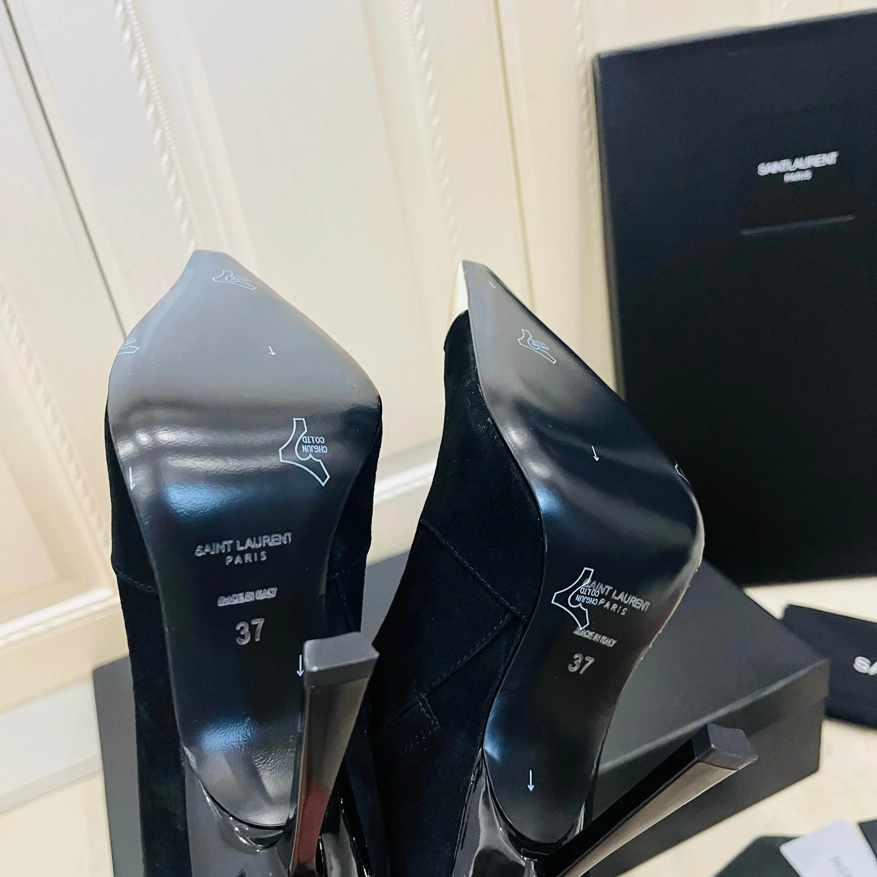 Women's Boots SAINT LAURENT 18083165