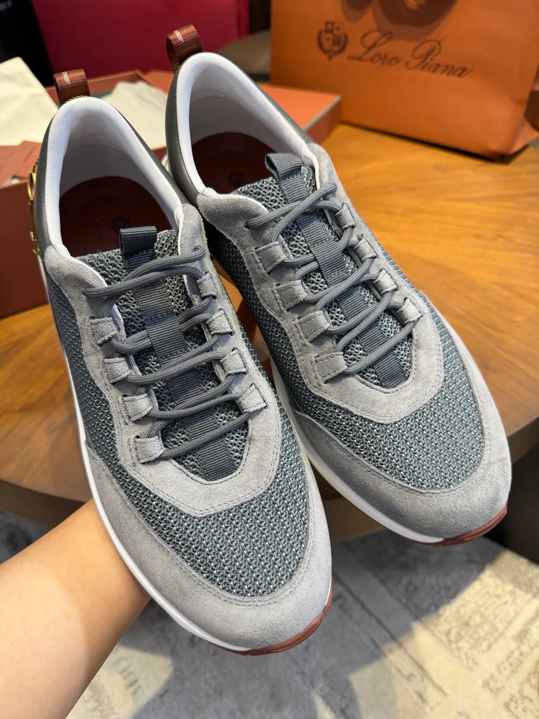 Men's Sneakers LORO PIANA 17973392