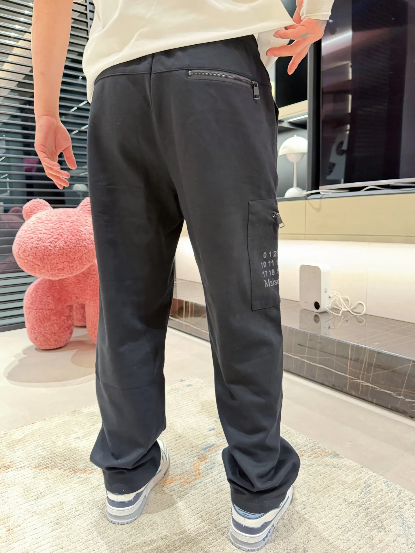 Men's Trousers MAISON MARGIELA 18499757