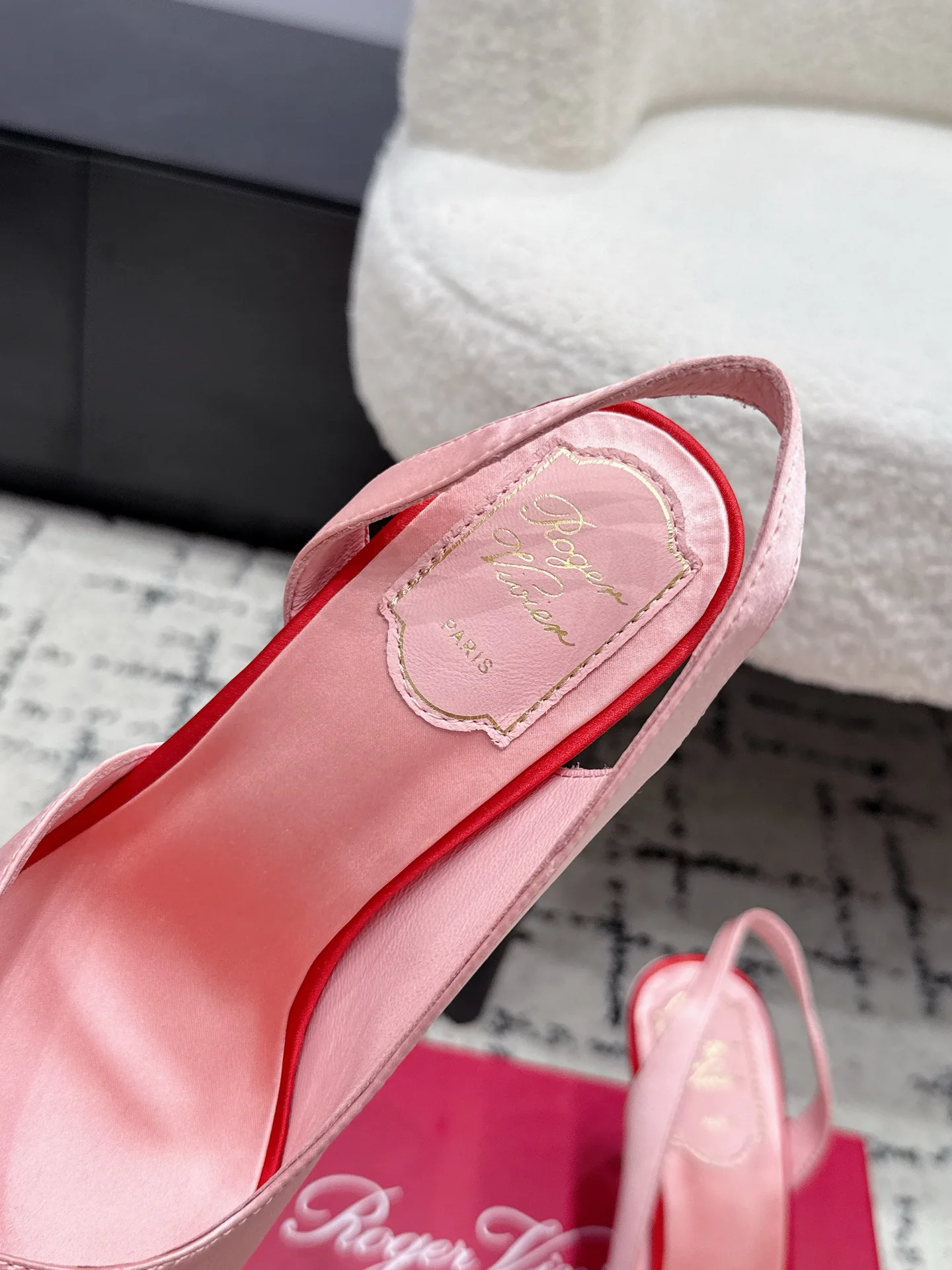 Women's Heels ROGER VIVIER 17355785