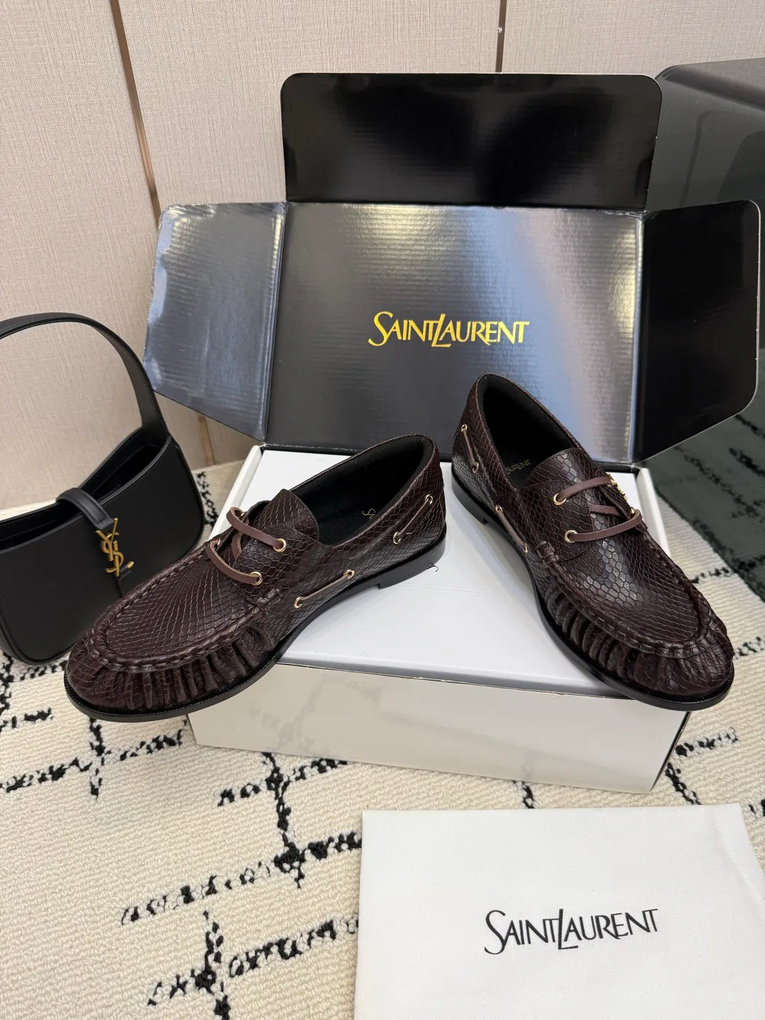 Women's Loafers And Moccasins SAINT LAURENT 17816914
